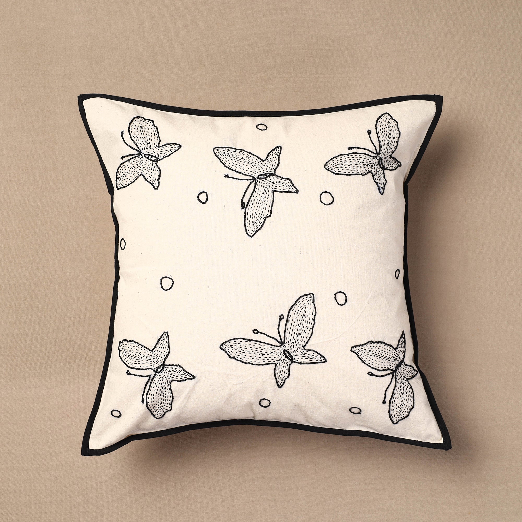 KACHCHH JI CHHAAP Beige - Bakhiya Tanka Applique Work Cotton Cushion Cover (16 x 16 in)