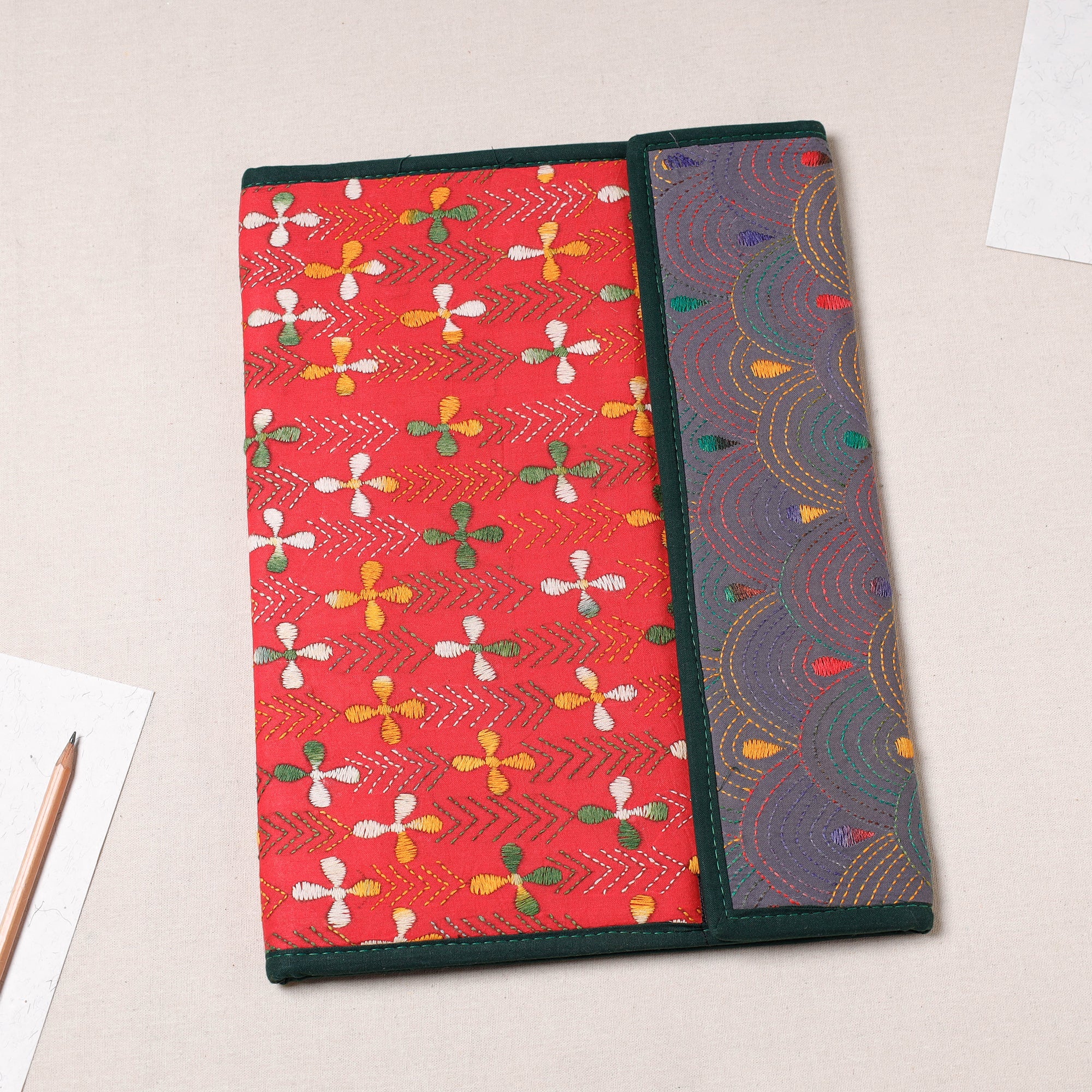ASALKAAR Bengal Kantha Work Handcrafted File Folder