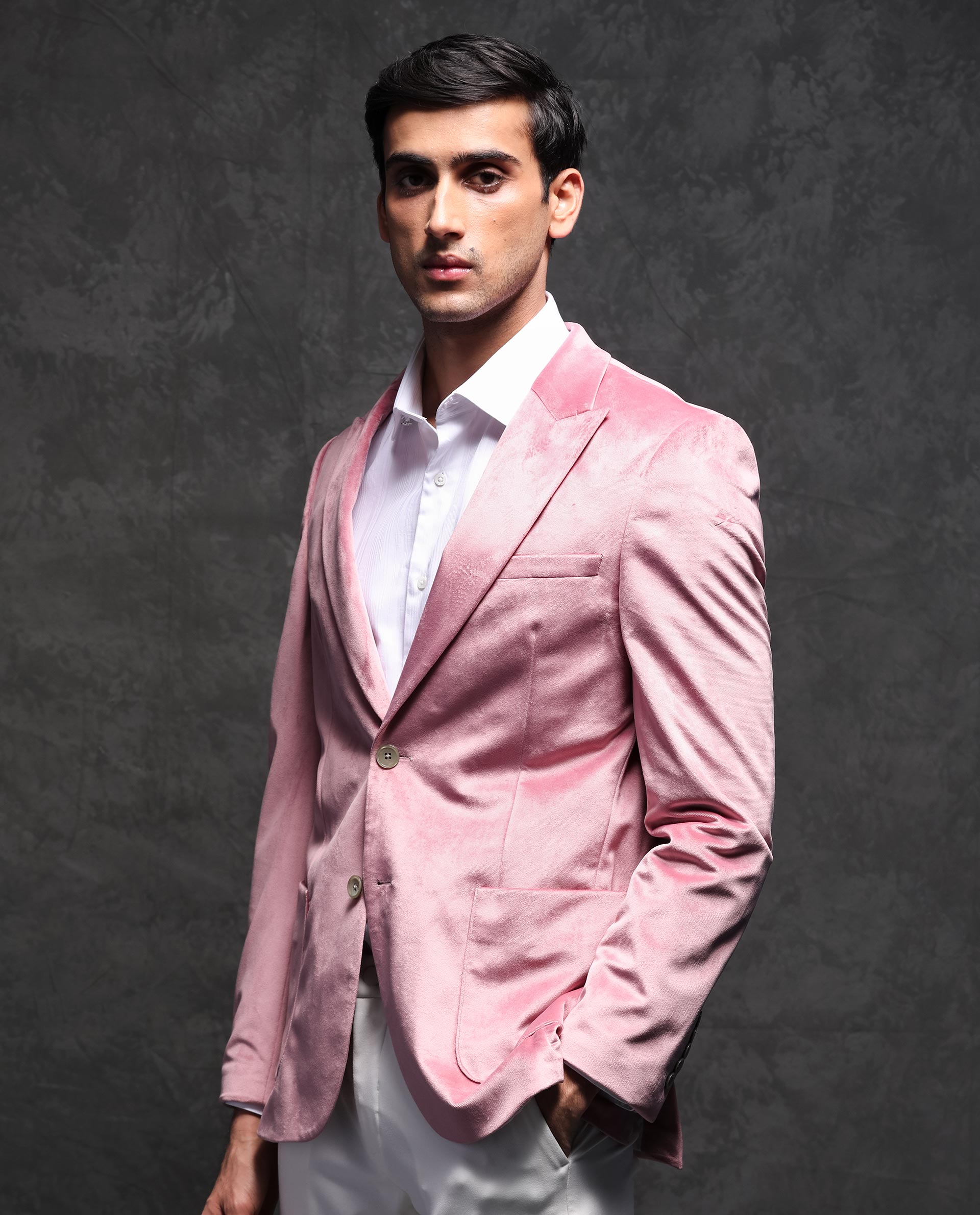 Rare Rabbit Men's Mazey Pink Polyester Fabric Peak Lapel Single Breasted Tailored Fit Velvet Blazer - view 5