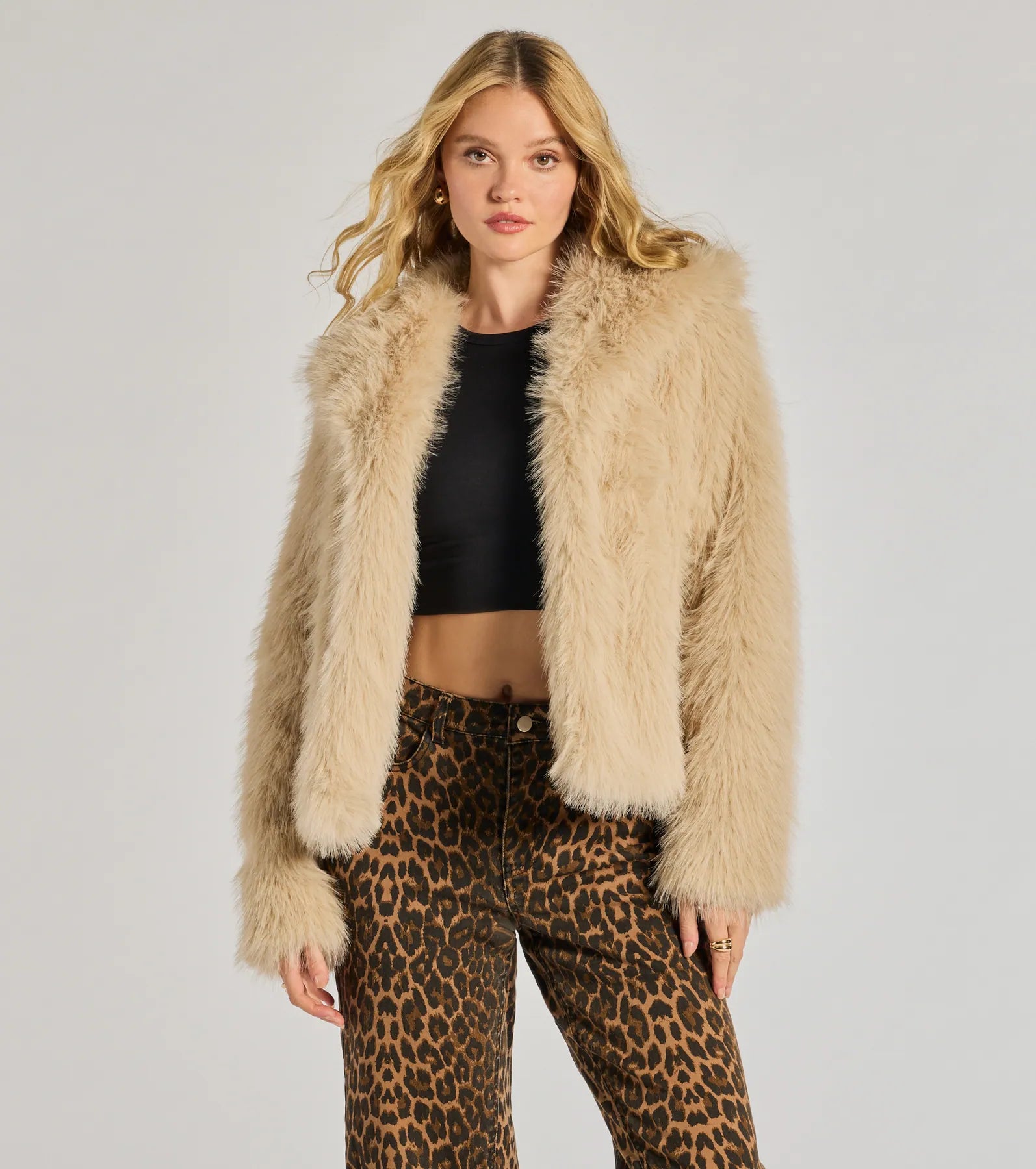 Windsor Glam Aura Faux Fur Jacket – TAUPE