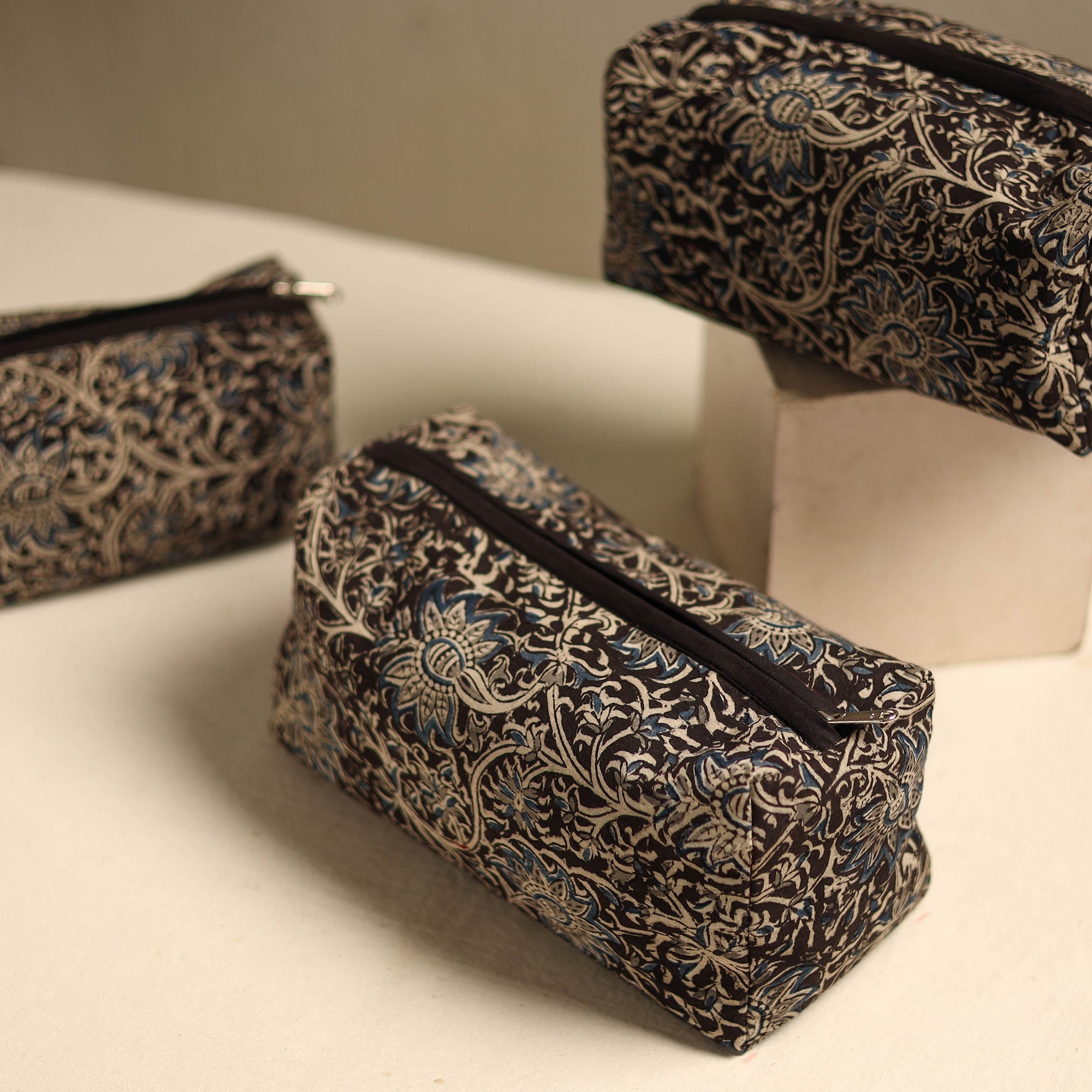 NOORI BAZAR Brown - Multipurpose Handmade Toiletry Bags (Set of 3) 02 - view 2