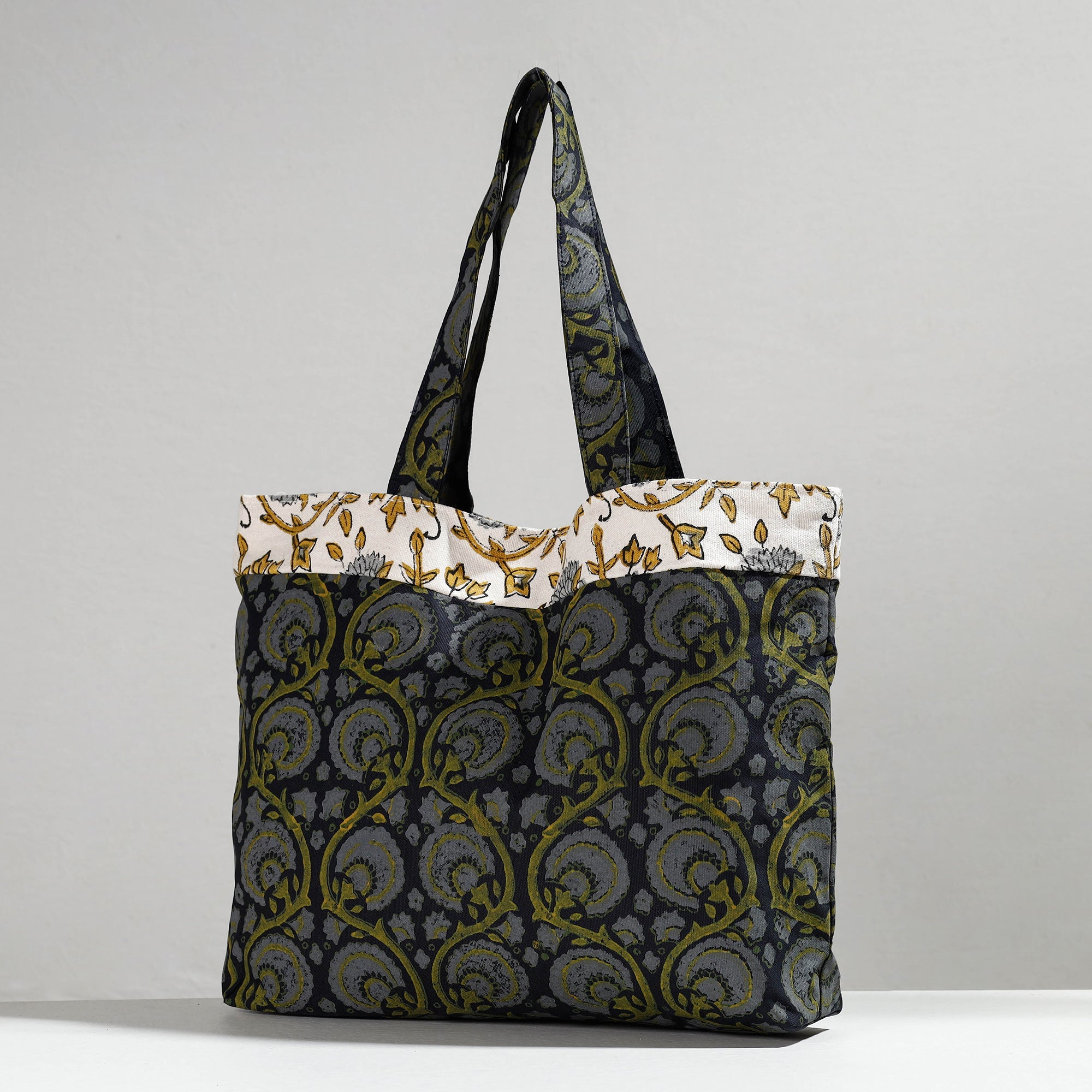 SASHA Black - Hand Block Printed Laminated Jute Shoulder Bag - view 2