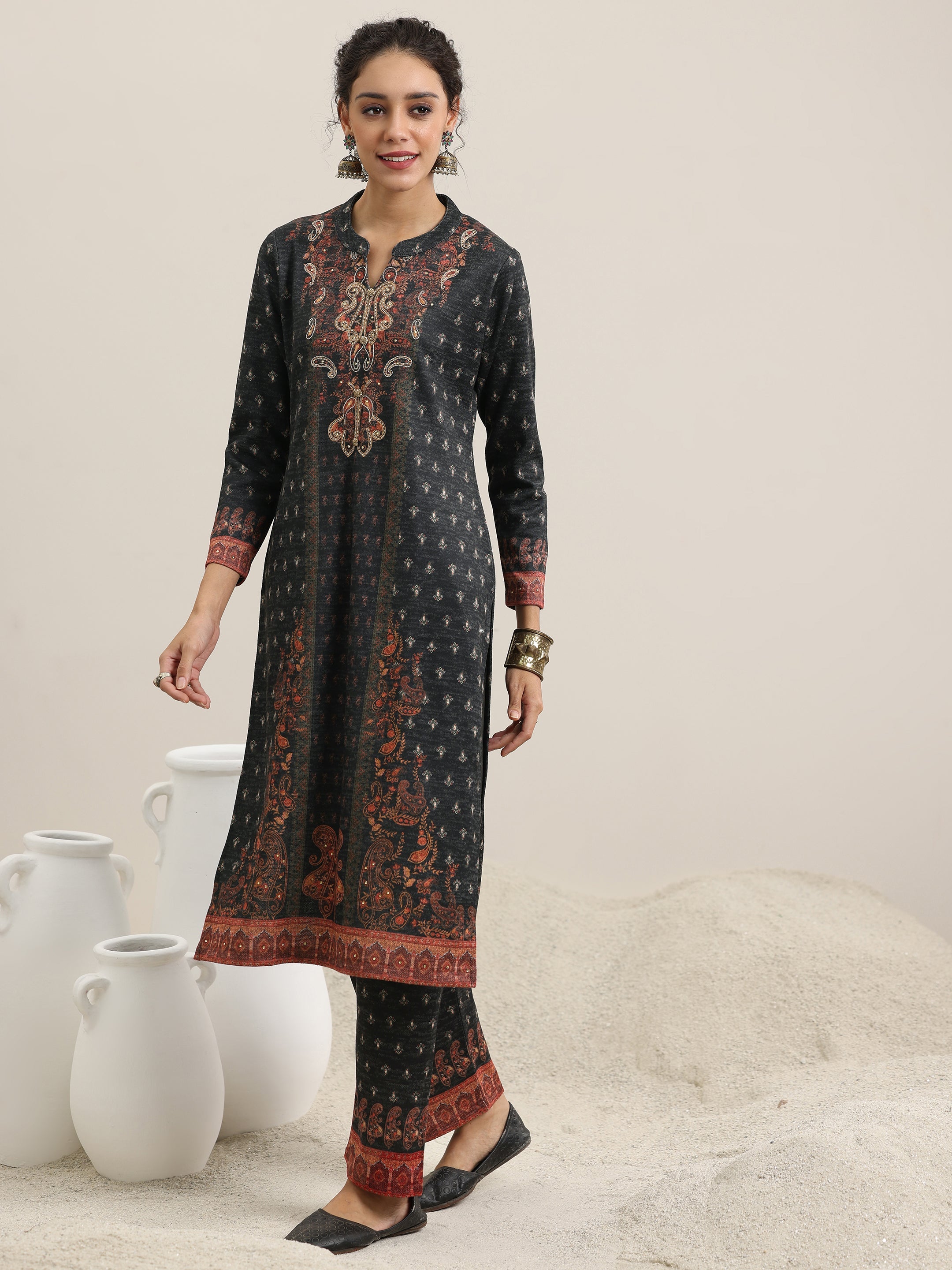 Libas Grey Printed Wool Blend Straight Suit With Dupatta - view 2