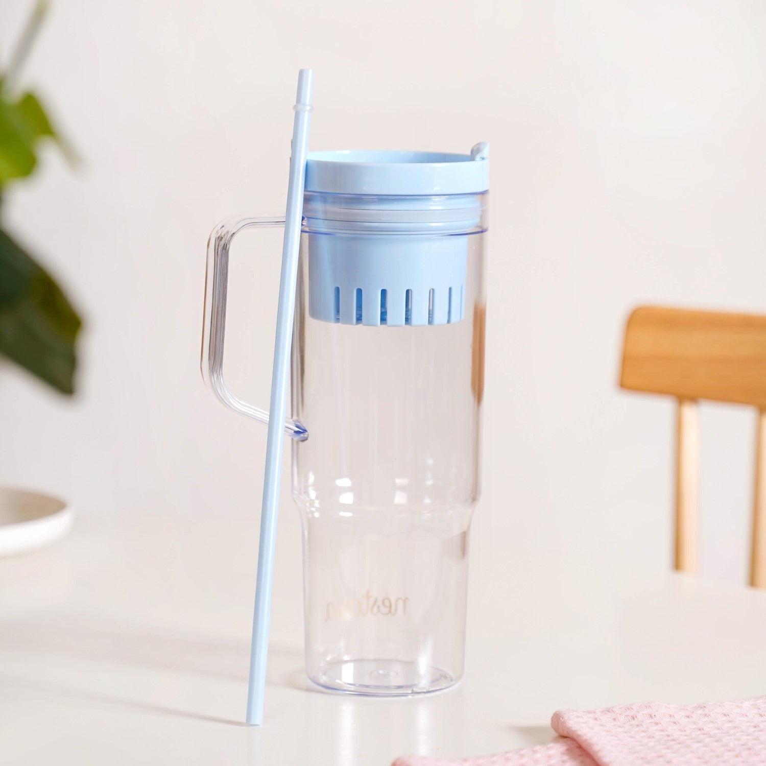 Nestasia Citrify Transparent Fruit Infuser Water Bottle With Handle Ice Blue 1300ml - view 2
