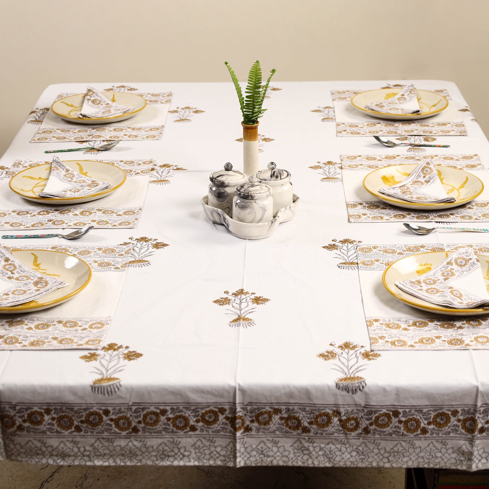 HAVELI CHRONICLES Brown - Sanganeri Print Cotton Table Cover with Mats & Napkins 04 - view 2