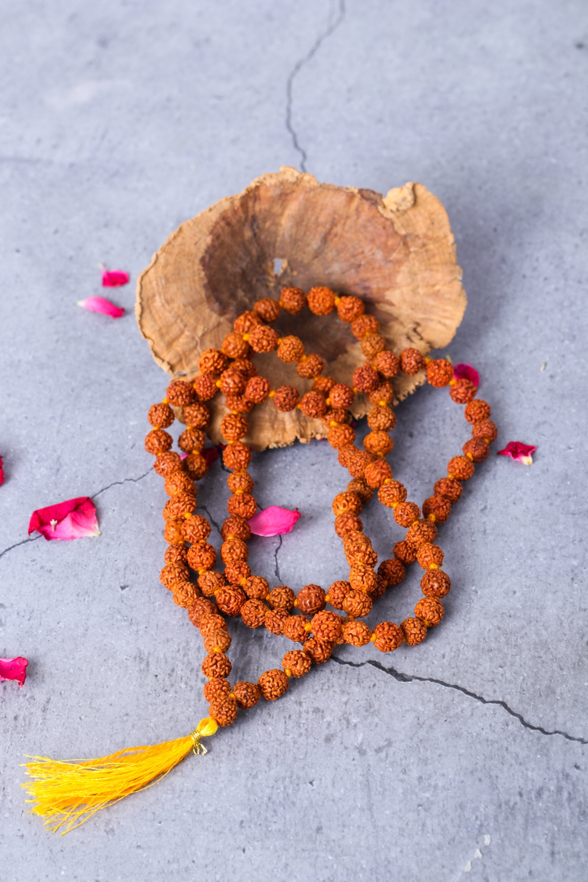 Studio Vaidik Chaitanya 5 mukhi Rudraksha Mala- 6 mm Beads