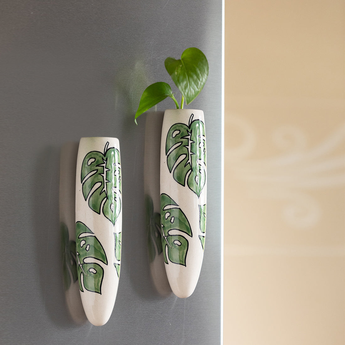 EXCLUSIVELANE 'Lush Life' Magnetic Fridge Planters In Ceramic (Set of 2)