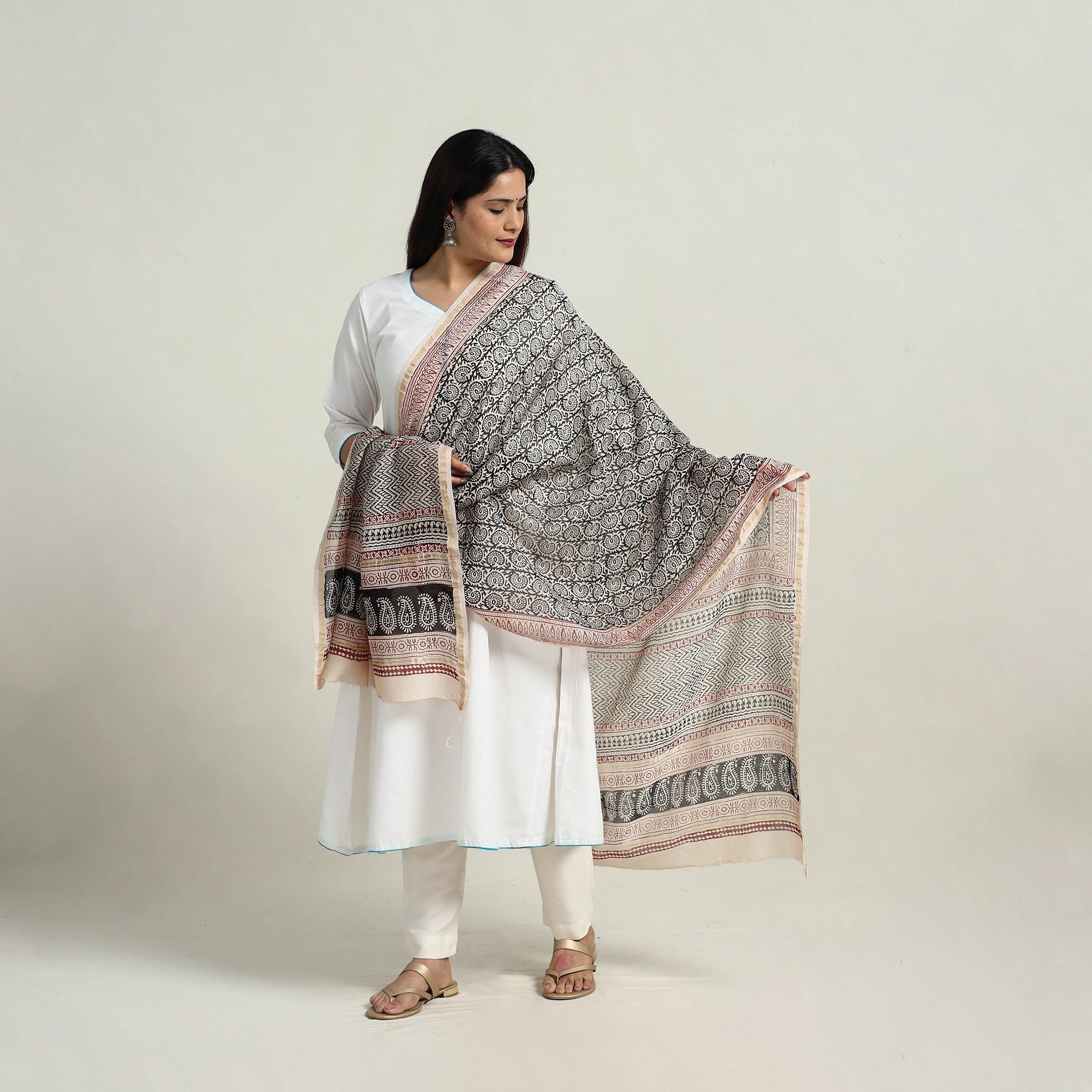 BAGH PRINTS BY MOHAMMED RAFIK KHATRI Grey - Natural Dyed Hand Block Print Chanderi Silk Bagh Dupatta 24 - view 2
