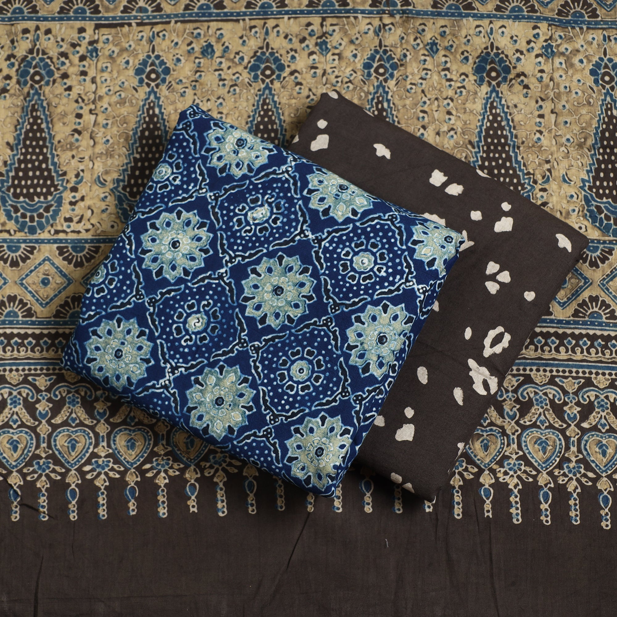 AJRAKH BY SUFIYAN ISMAIL KHATRI Blue - Ajrakh Block Printed Cotton 3pc Suit Material Set - view 2