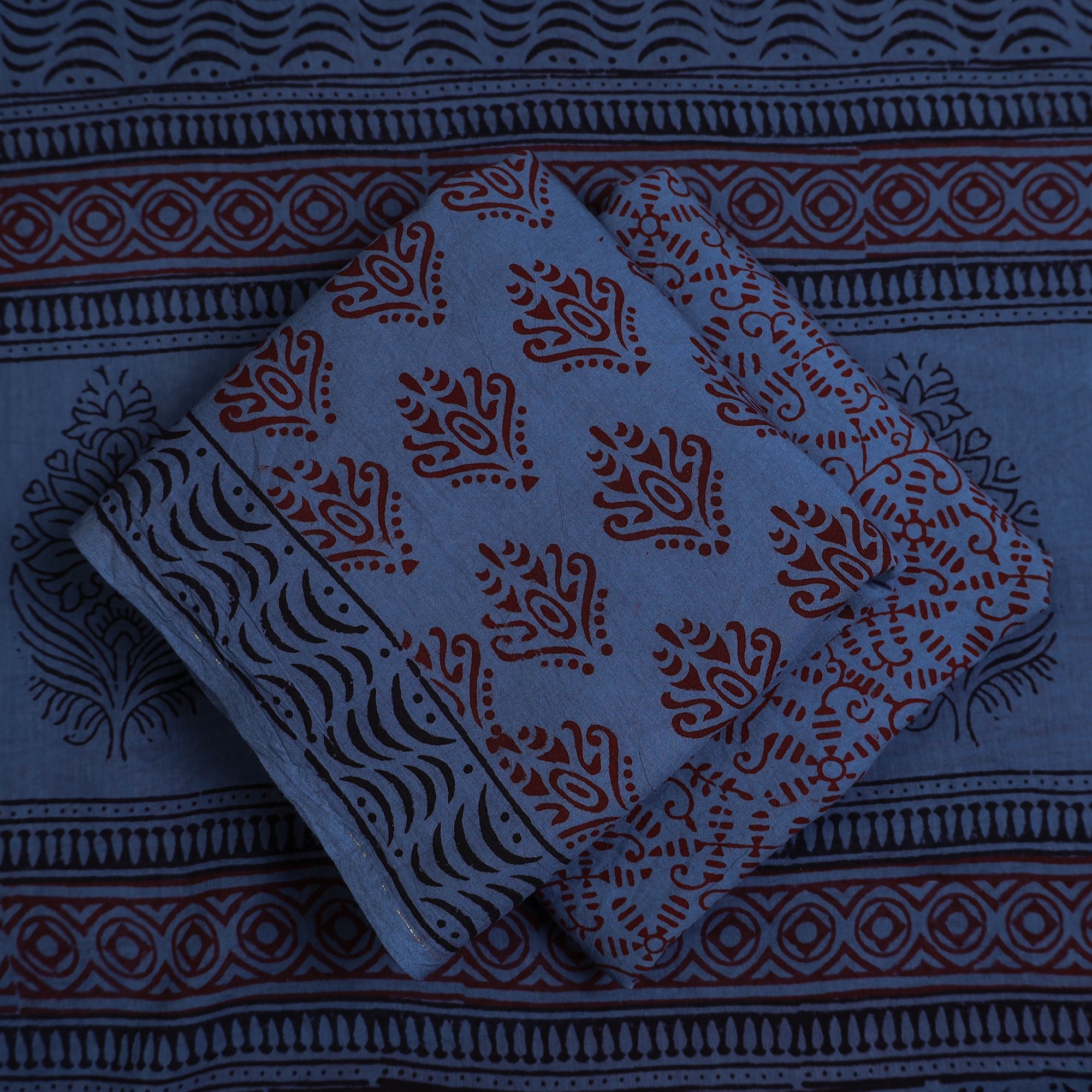 BAGH PRINTS BY YAKOOB KHATRI Blue - 3pc Natural Dyed Cotton Bagh Print Dress Material 01 - view 2