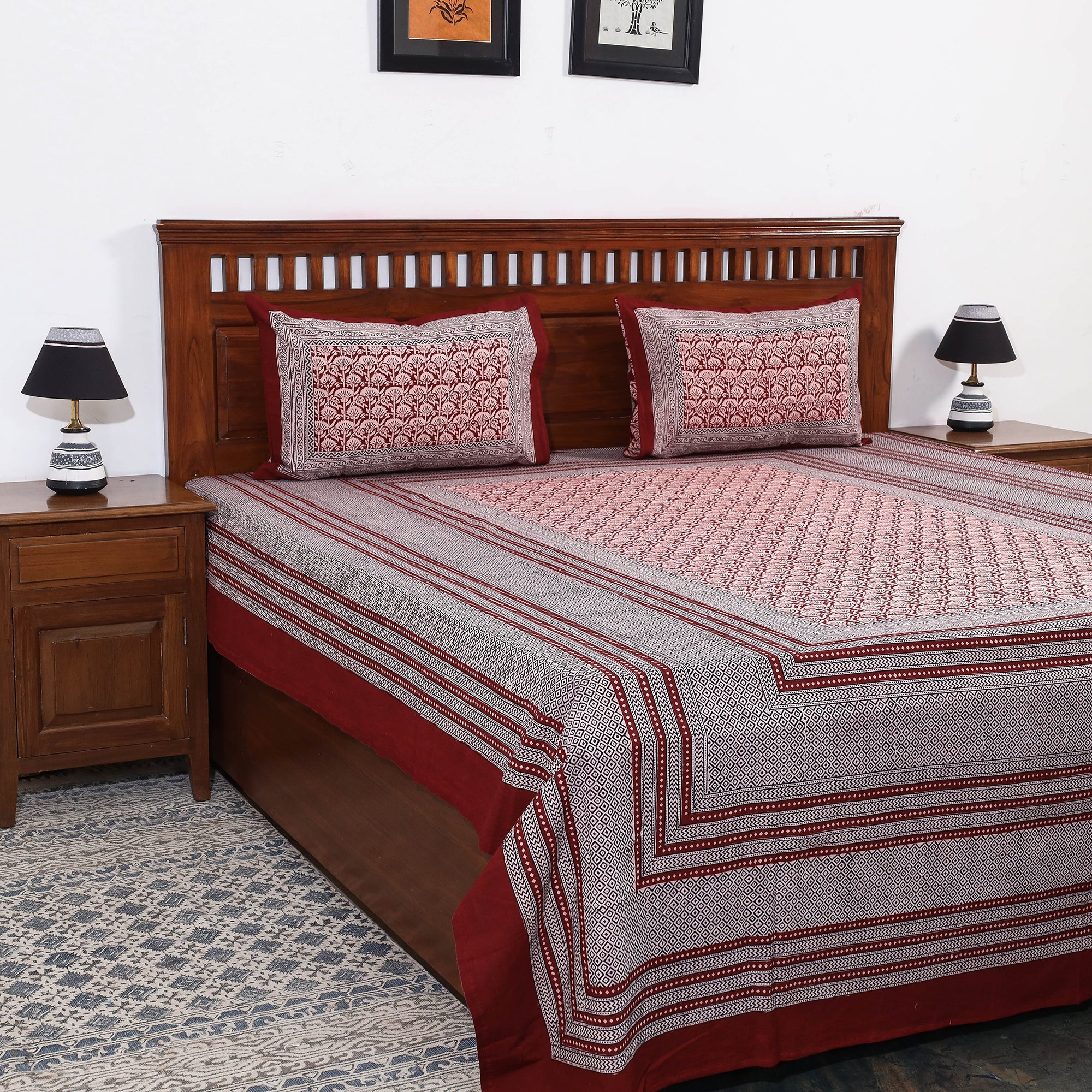 BAGH PRINTS BY ANSHAR FARUKH KHATRI Bagh Block Printed Cotton Double Bed Cover with Pillow Covers (112 x 92 in)