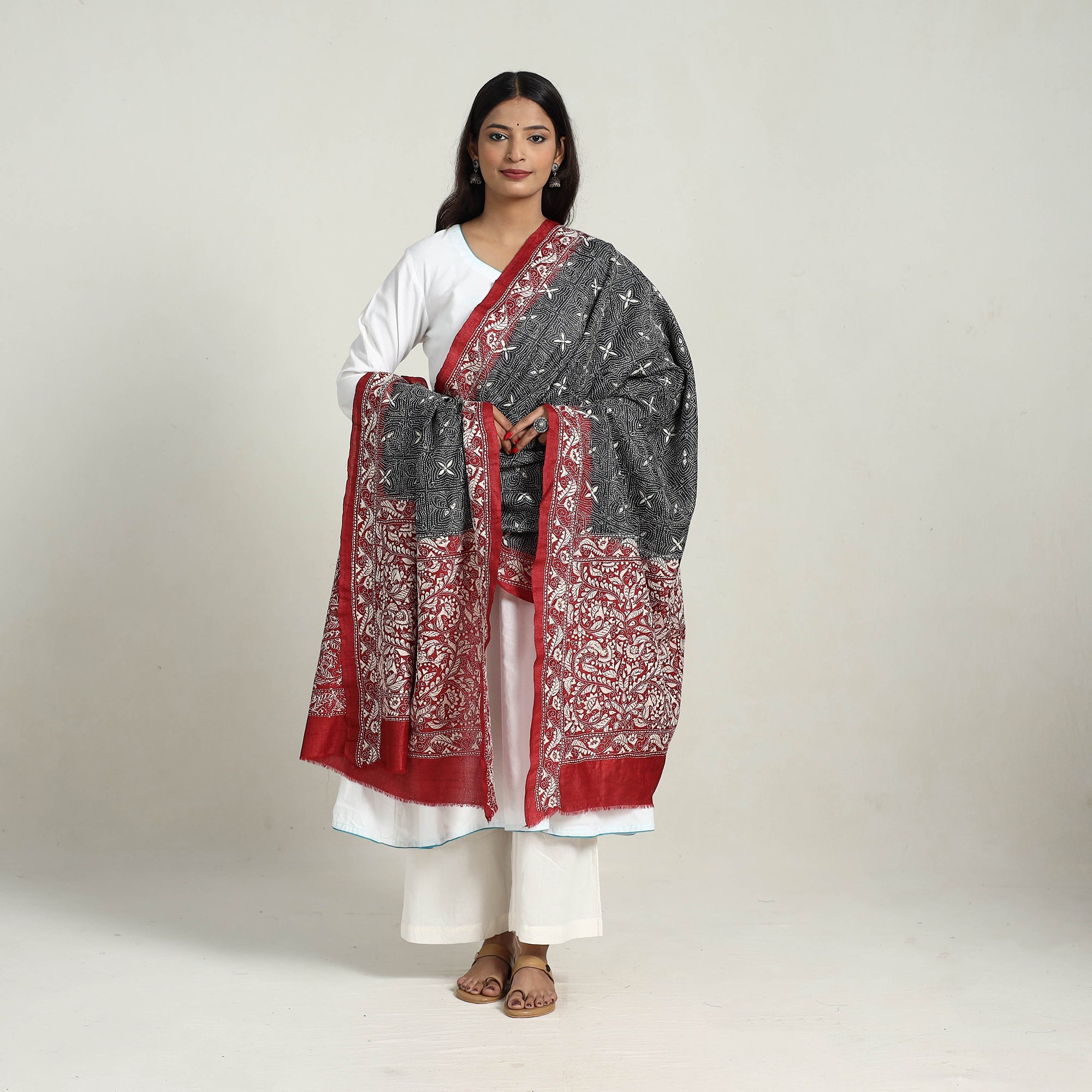 KHUSHBASH - HAPPY LOOM OF EAST Black - Handloom Tussar Silk Bengal Kantha Embroidery Dupatta 15 - view 3