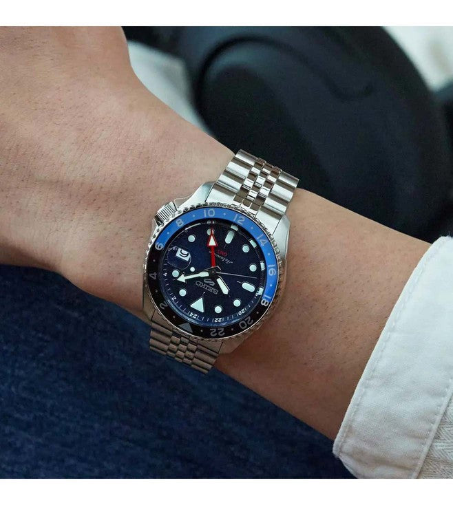 Seiko 5 Sports Blueberry Blue Dial Men 42.5mm - view 2
