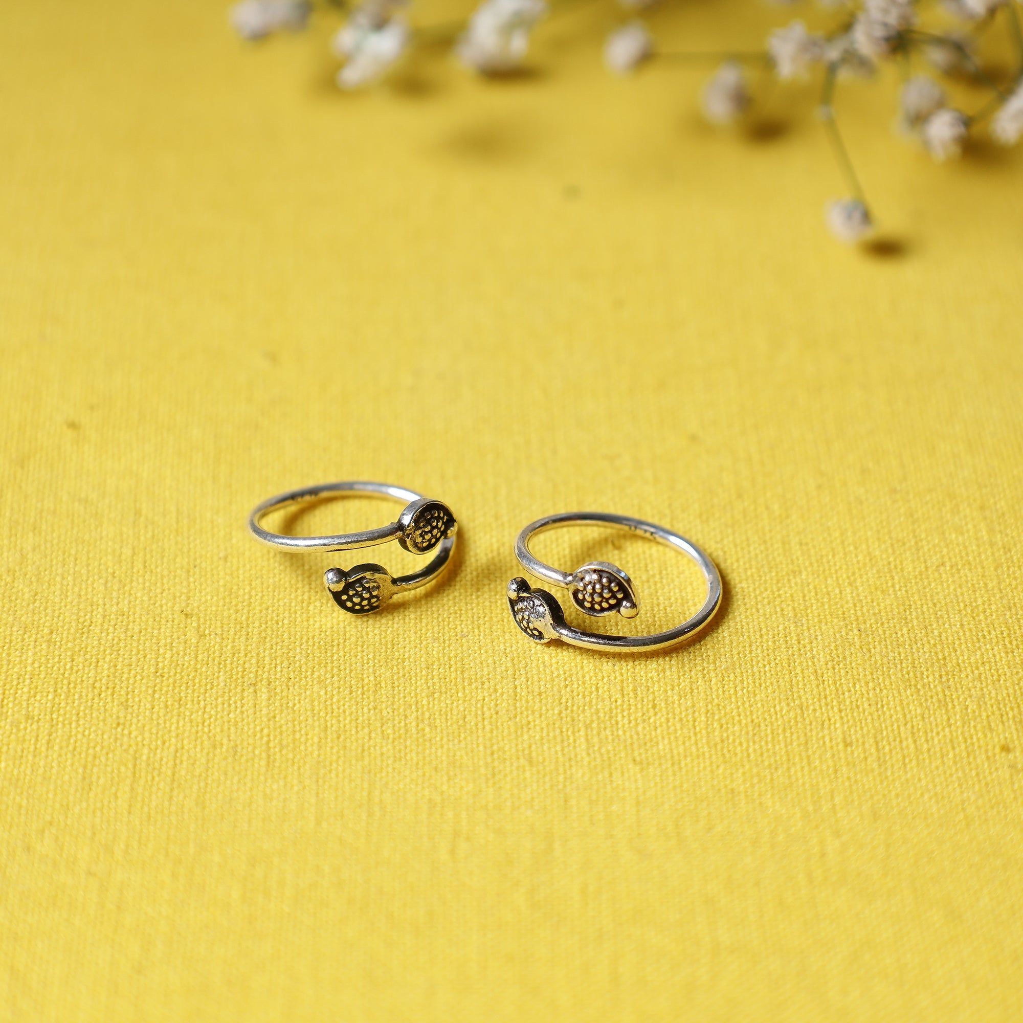HAVELI CHRONICLES Antique Padma Sterling Silver Toe Rings (Adjustable)