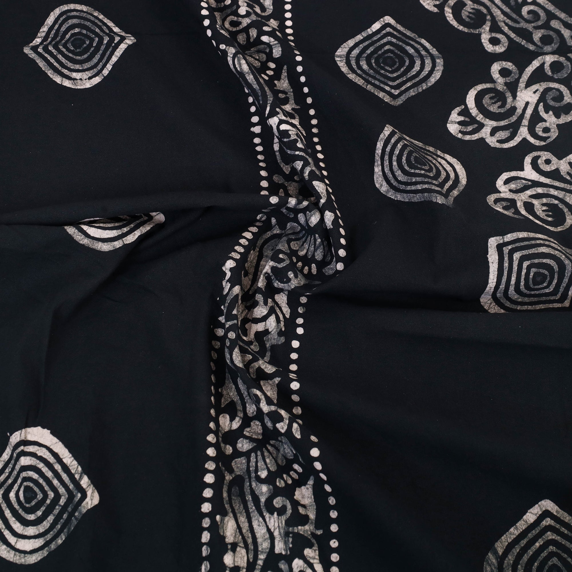 BATIK BY MD. SHARIFF Black - Cotton Double Hand Batik Print Bed Sheet Set 04 - view 6