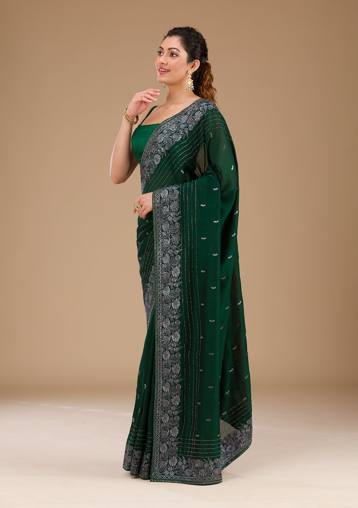 Koskii Bottle Green Threadwork Georgette Saree - view 4