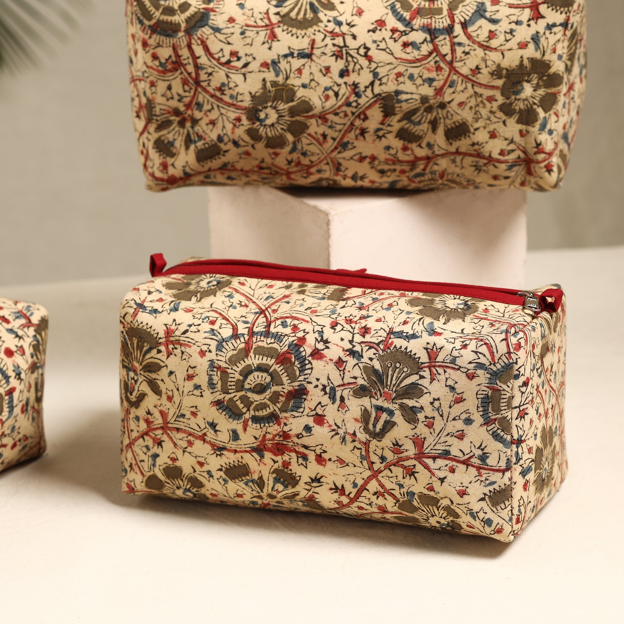 ITOKRI CRAFTS INITIATIVE Beige - Handmade Cotton Toiletry Bags (Set of 3) 100 - view 2