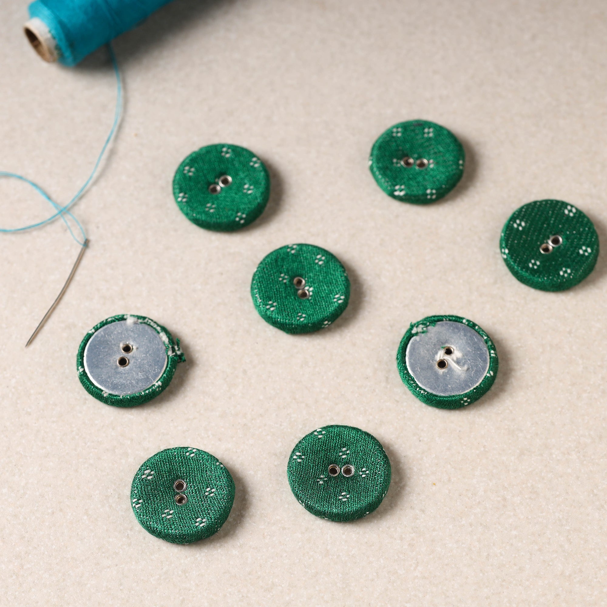 BUTTON BAAZ 2.5cm Buttonbaaz Handmade Button Big (Set of 8) 49