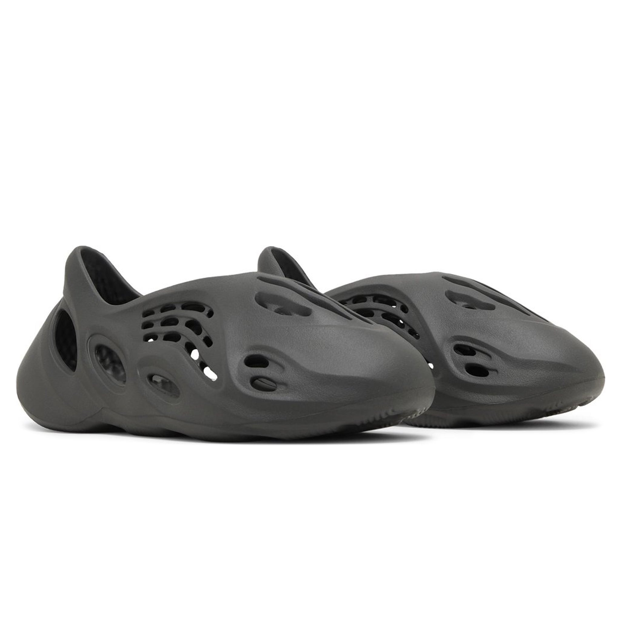 Adidas Yeezy Foam RNNR Carbon – Black - view 2