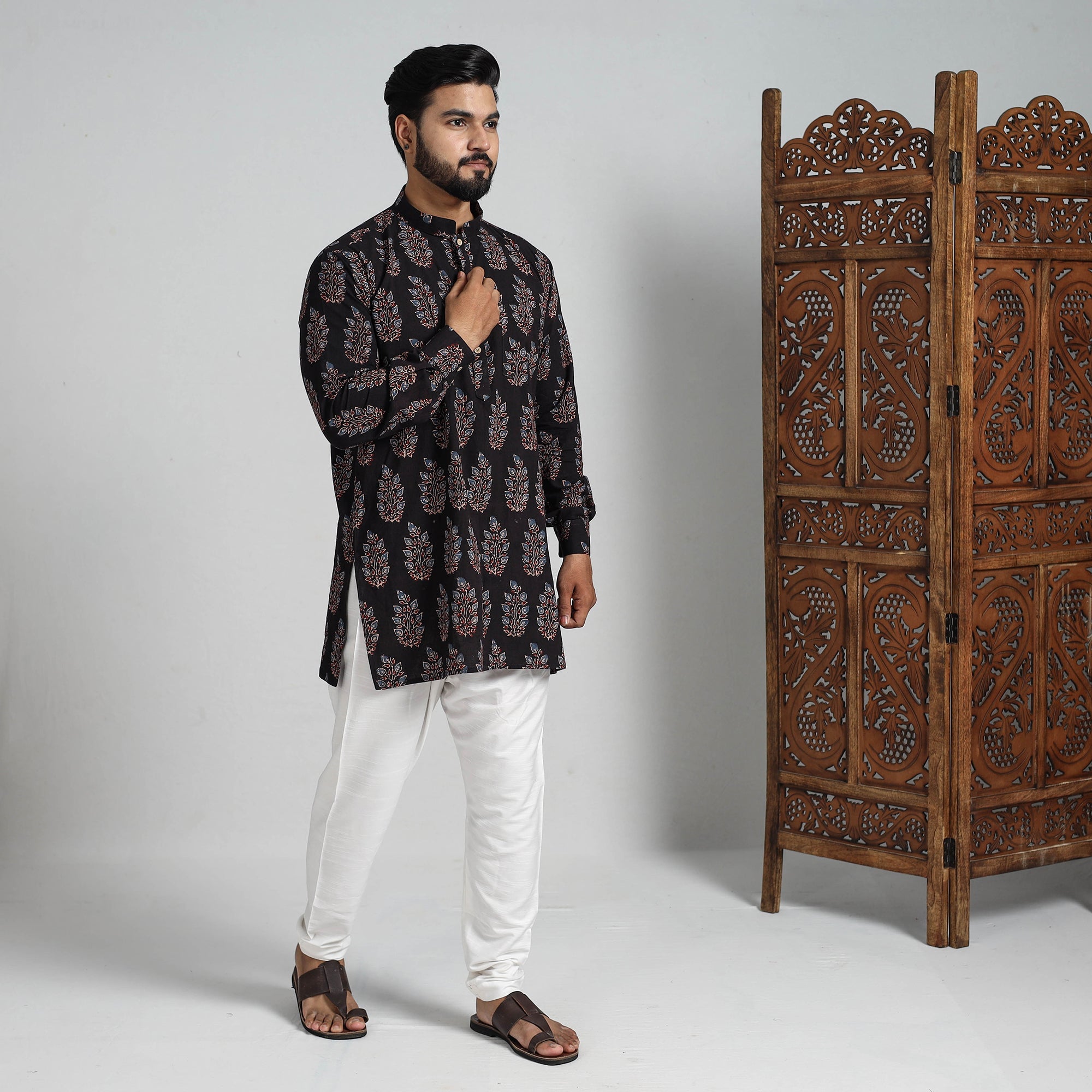ITOKRI CASUALS Ajrakh Block Printed Cotton Men Short Kurta 02