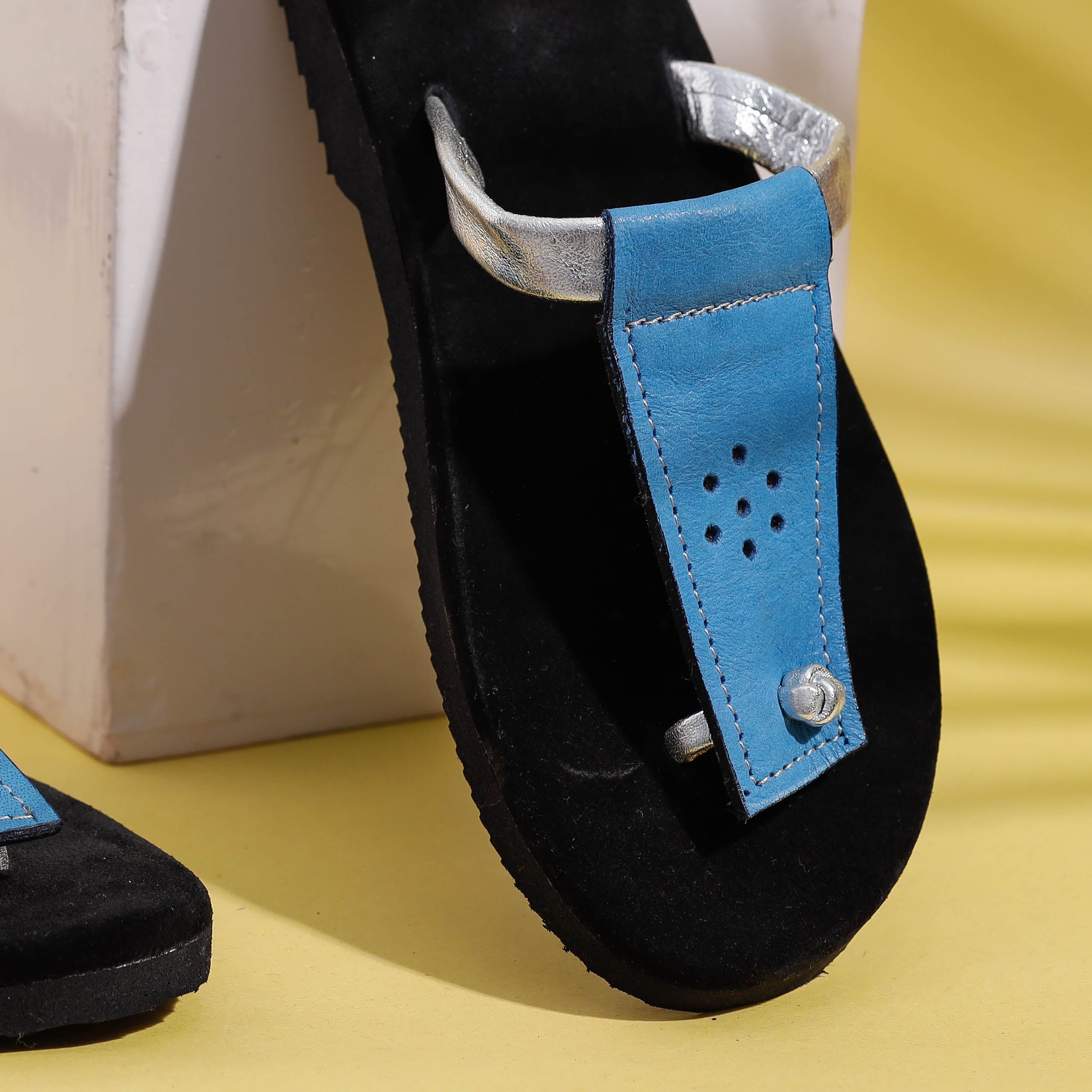 AASAI HANDICRAFT FOOTWEAR AUROVILLE Black & Blue Handcrafted Women's Leather Slippers with Suede - view 2