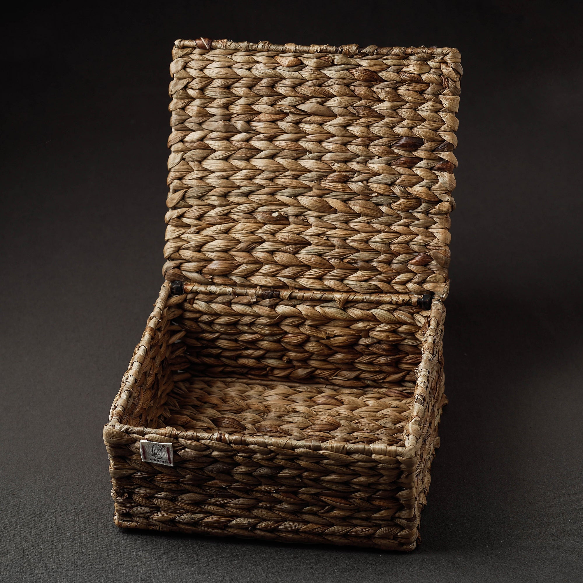 ASAMA Brown - Handcrafted Organic Water Hyacinth Basket (9 x 8 in) - view 2