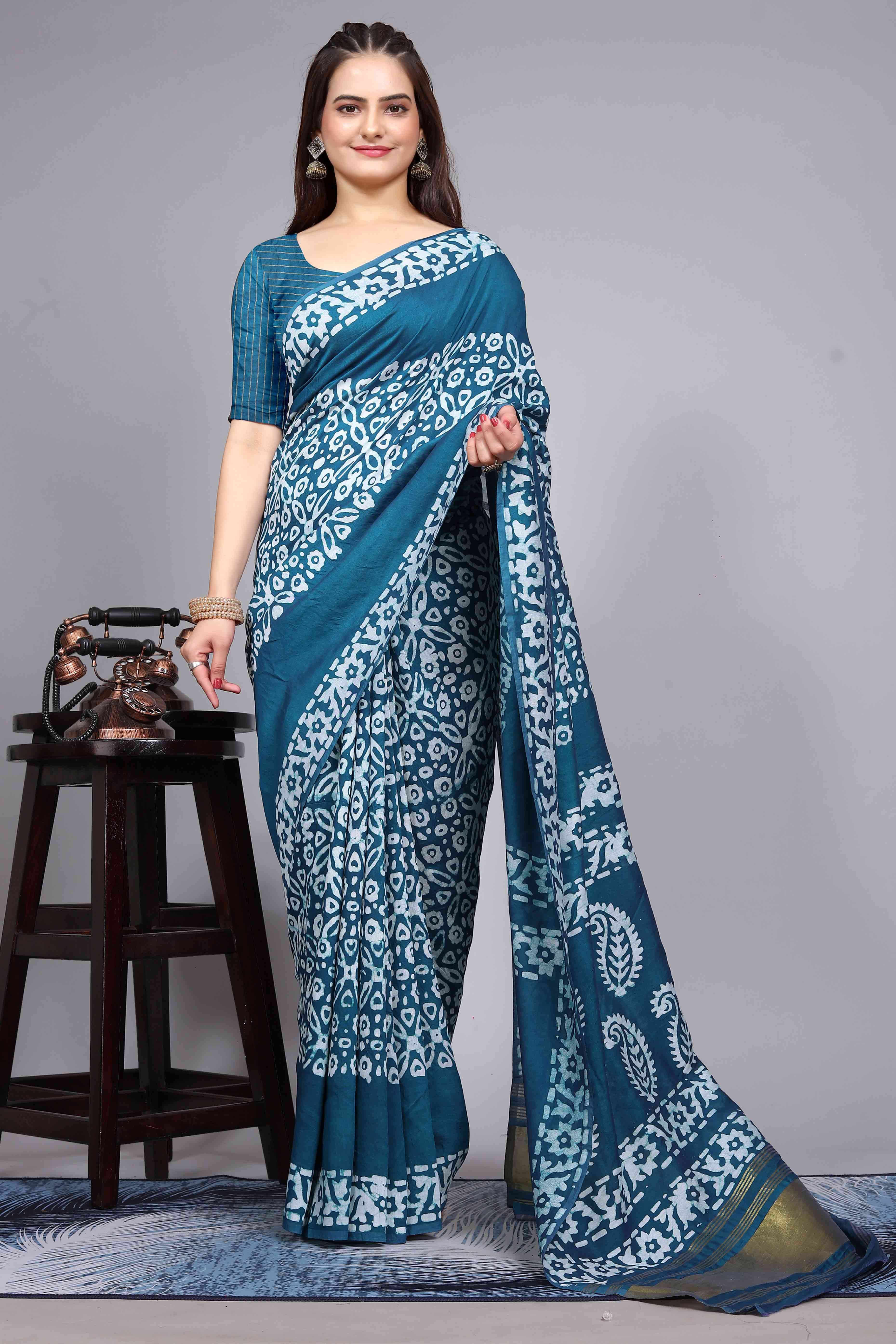 Peachmode Morpich Blue Floral Printed Chanderi Cotton Silk Lagdi patta Saree