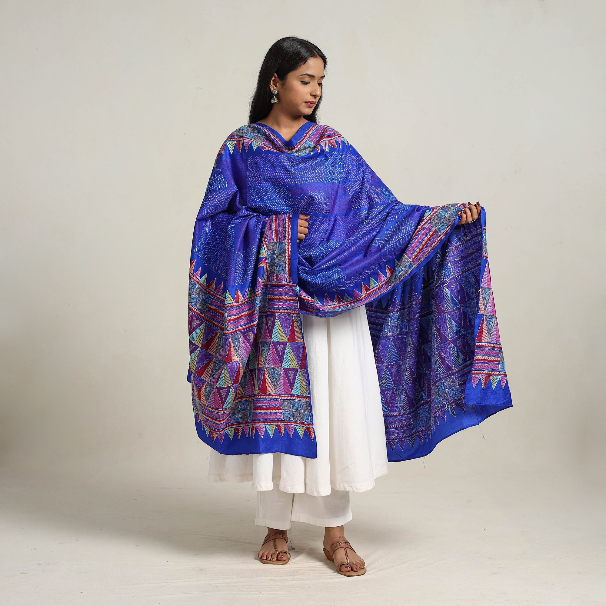 KHUSHBASH - HAPPY LOOM OF EAST Blue - Bengal Handloom Silk Kantha Embroidery Dupatta 04 - view 2