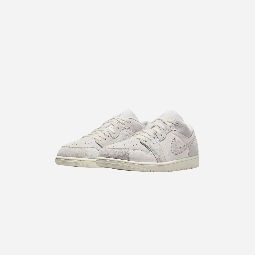 Nike Air Jordan 1 Low SE Craft Pale Ivory - view 2