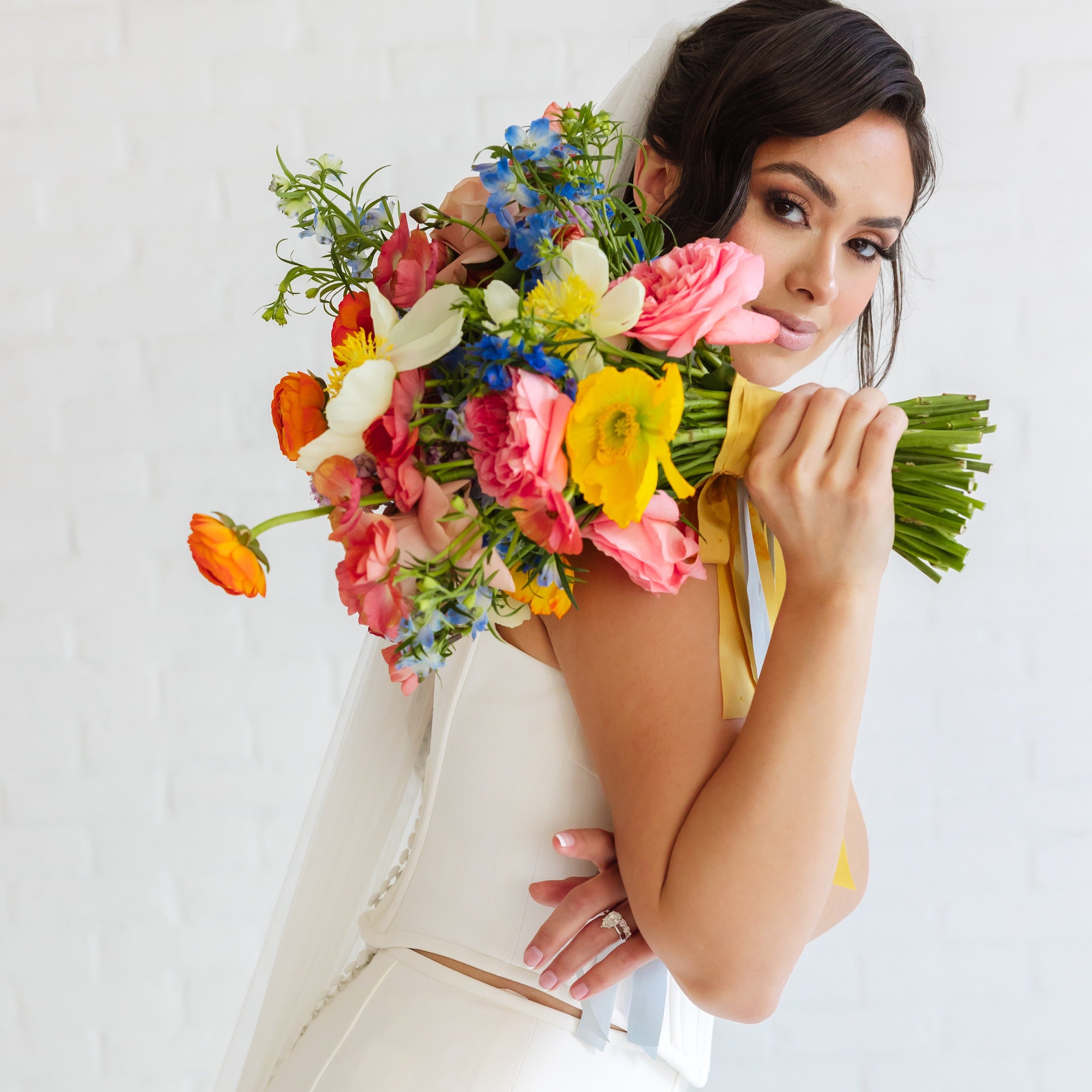 fiftyflowers.com Pleasantly Vibrant Garden Styled Wedding - view 2