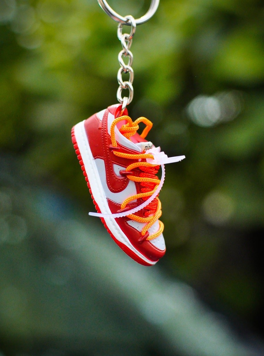 Kicks Machine 3D Sneaker Keychain Off White Dunk Red - view 2