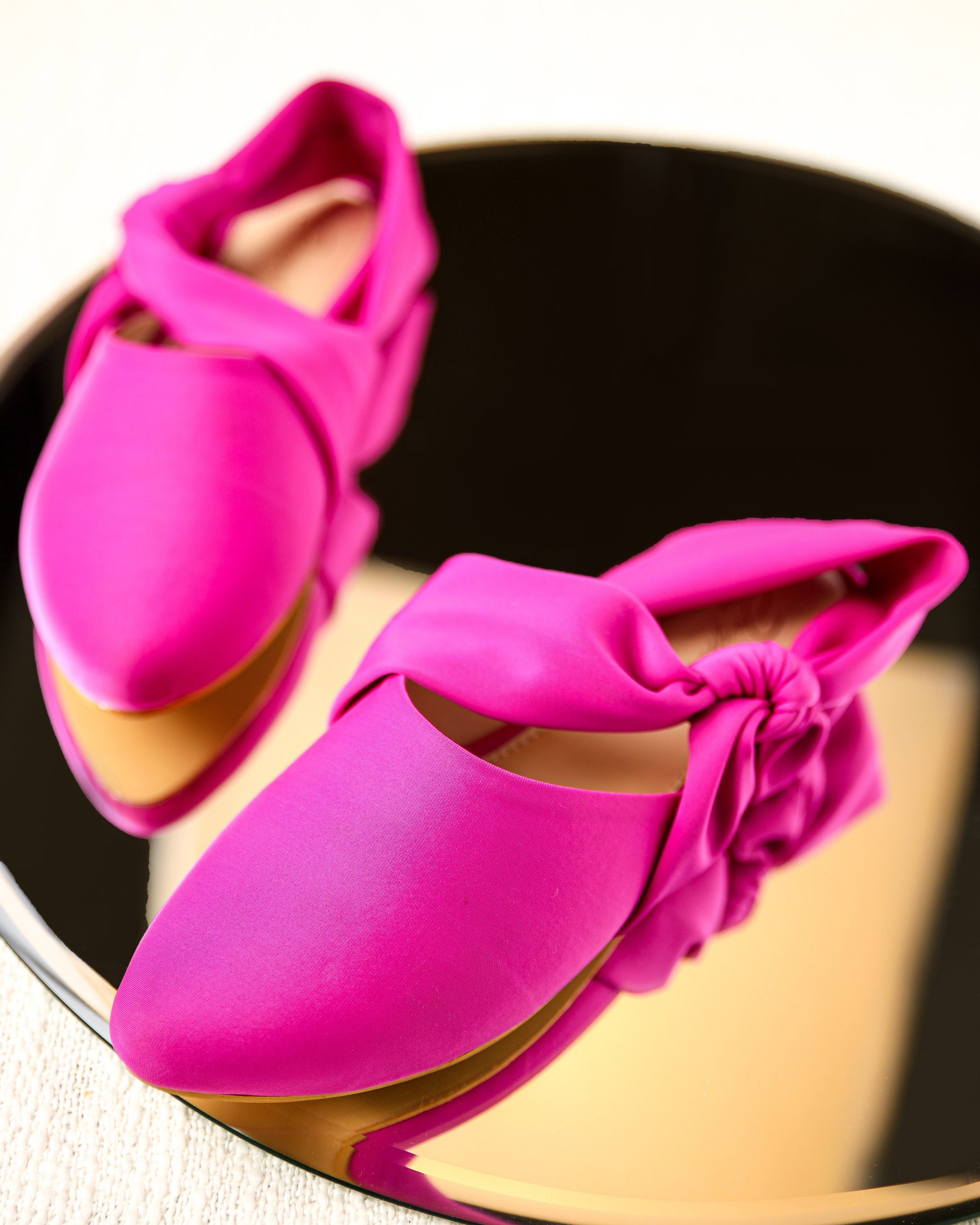 Aachho Love Potion Knoted Mules