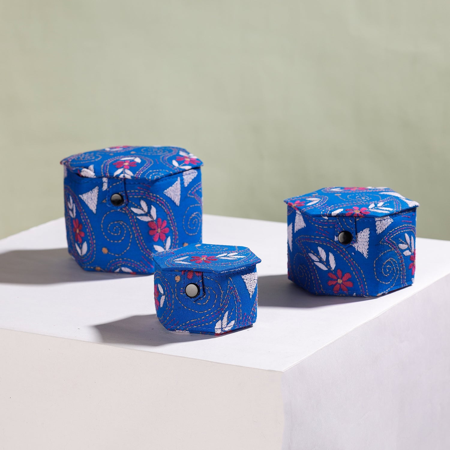 Jewelry box set – ASALKAAR Blue - Bengal Kantha Work Handcrafted Hexagon Jewelry Box (Set of 3)