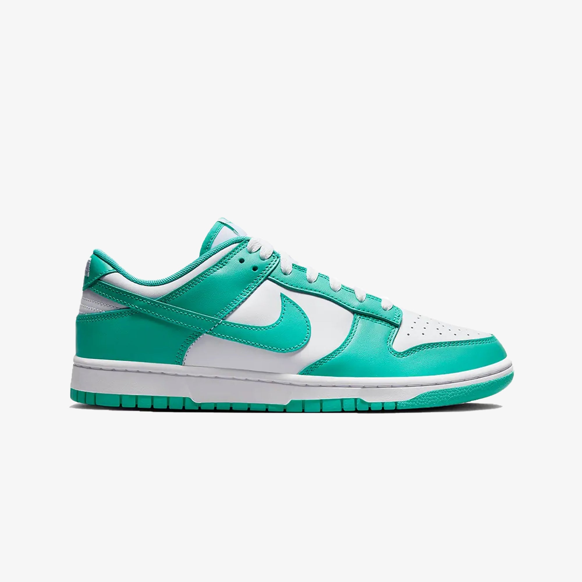 Nike | DUNK LOW RETRO BTTYS { WHITE/CLEAR JADE-WHITE - view 4