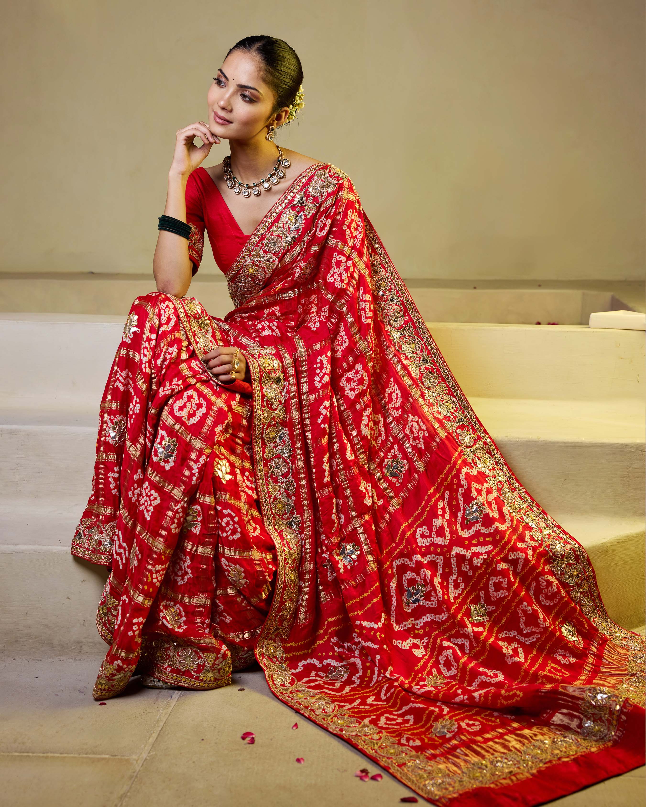 Aachho Divine Red Silk Bandhani Saree – Women's - view 2