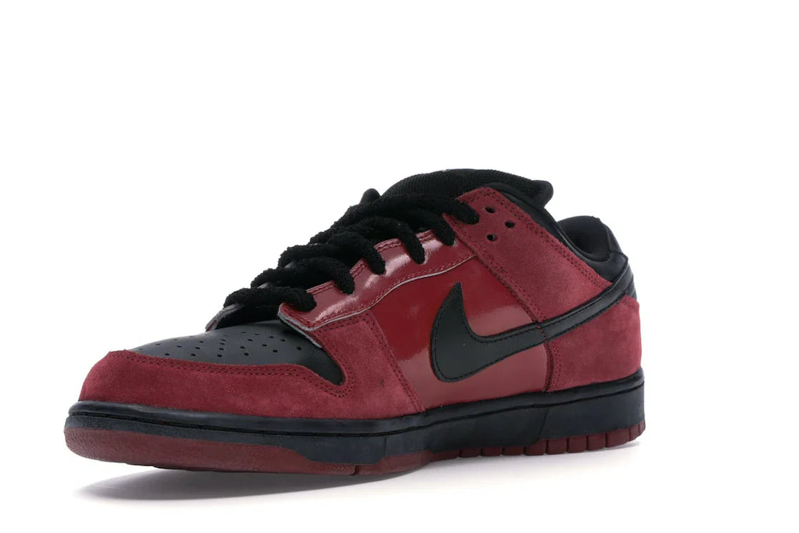Nike SB Dunk Low 'Milli Vanilli' – Red - view 14