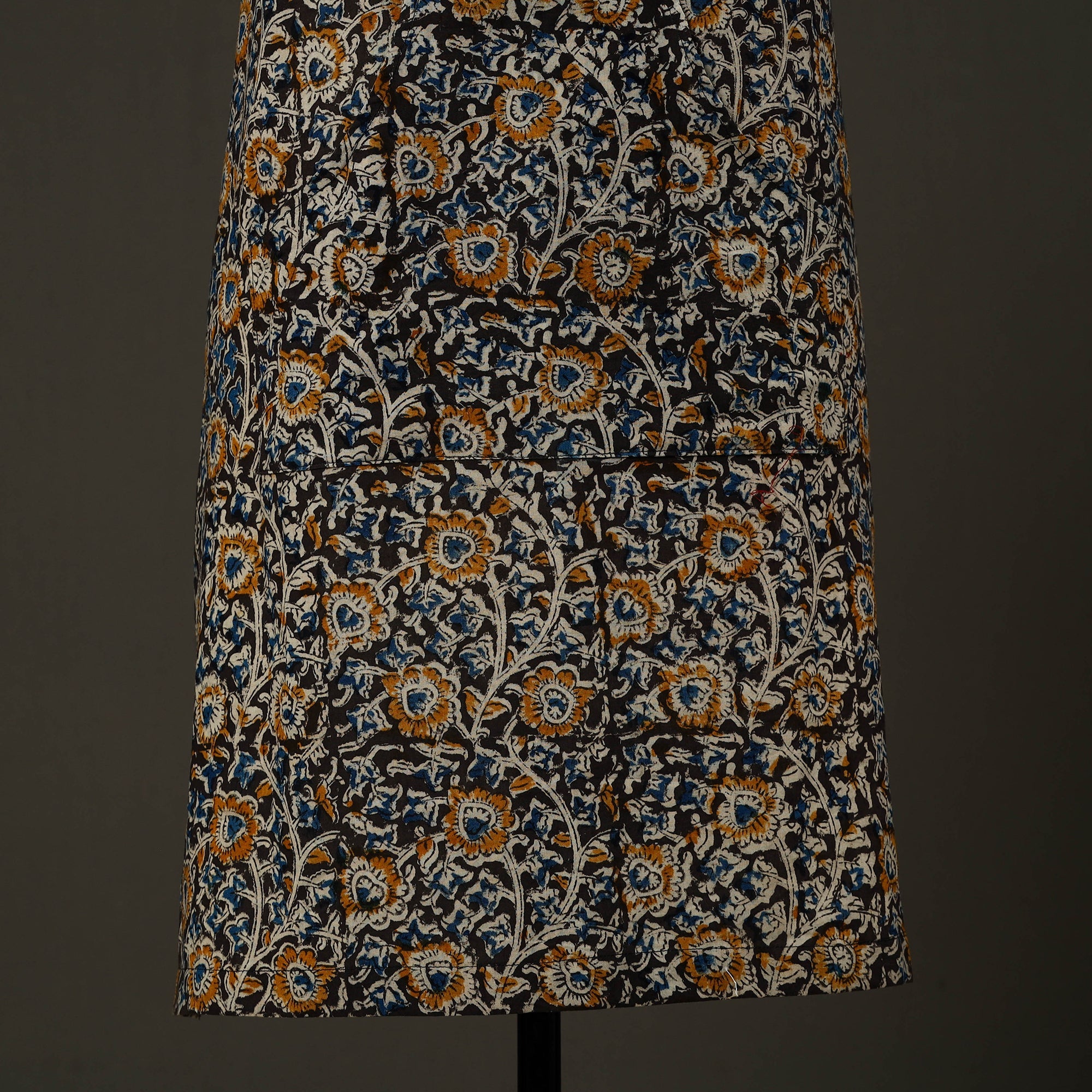 JALPARI Black - Kalamkari Block Print Cotton Apron with Pocket 58 - view 2