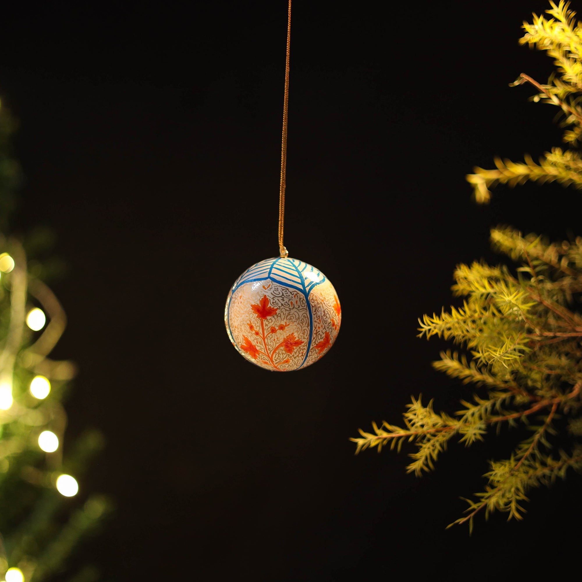 CRAFTVERA Ball - Kashmir Handpainted Christmas Ornament 11 - view 2
