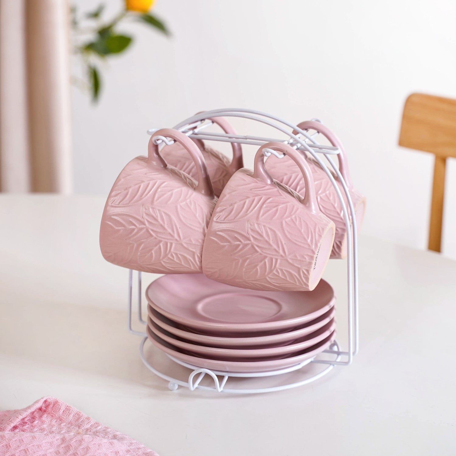 Nestasia Leaf Embossed Cup And Saucer Set Of 4 With Stand 240ml