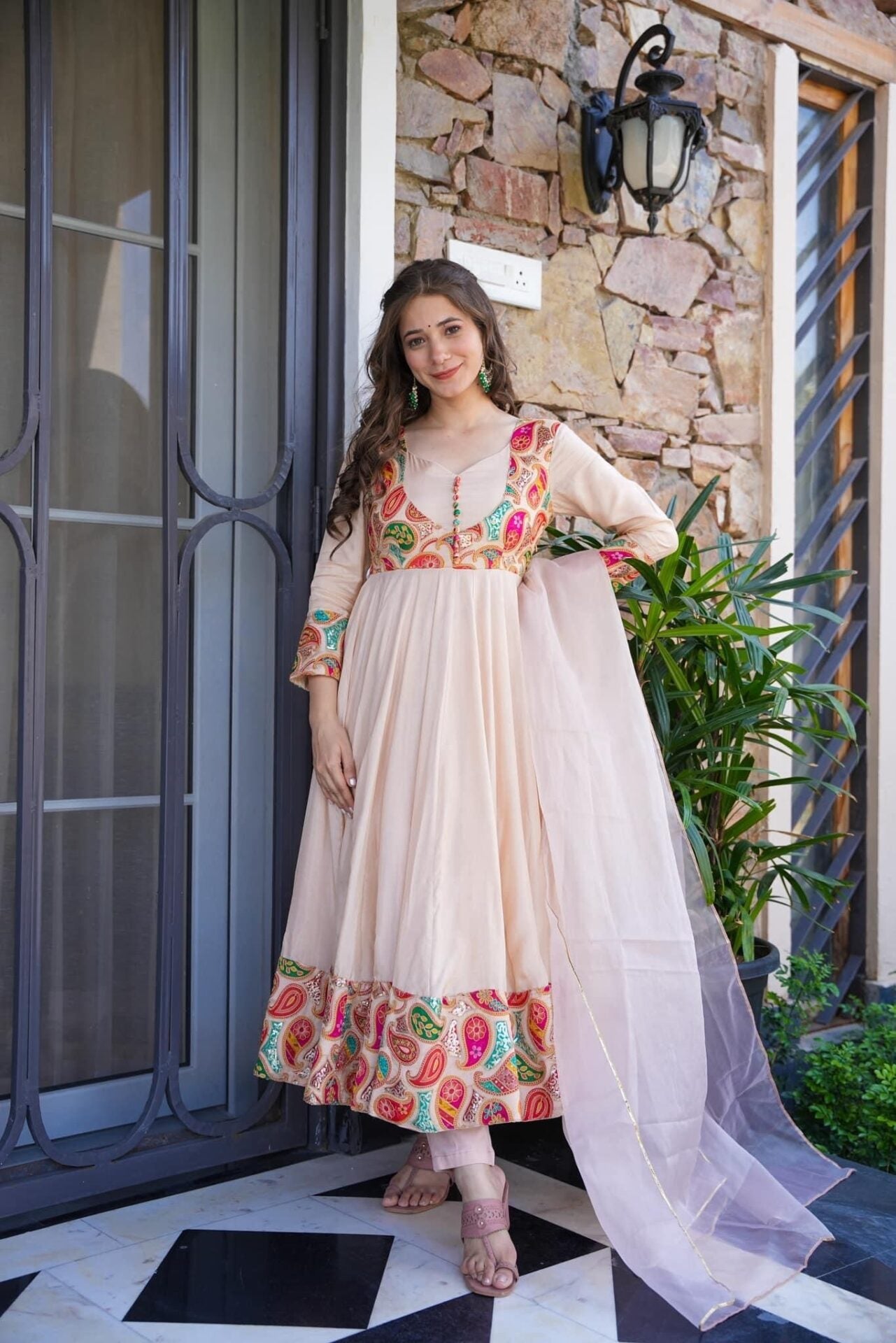 Idaho-o Navya upada suit set - view 2