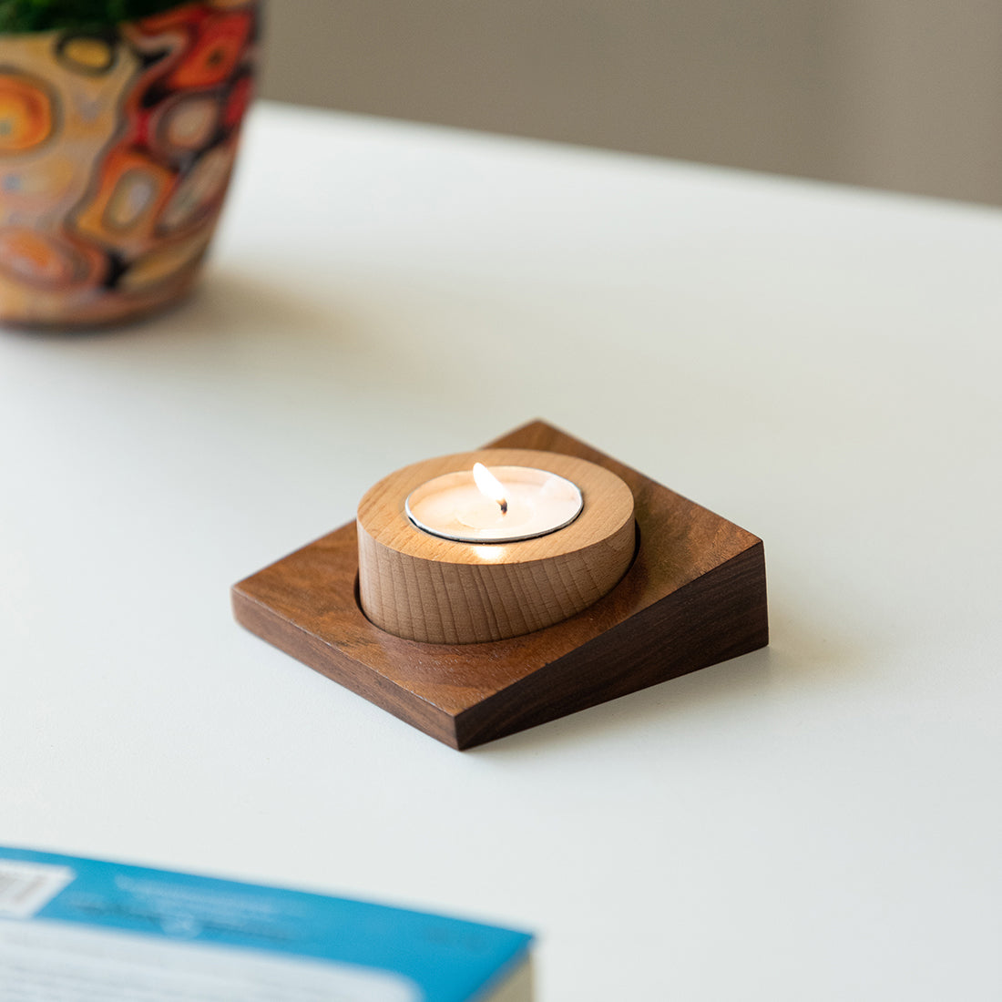 EXCLUSIVELANE 'Jugnu Round' Wooden Tea Light Holder