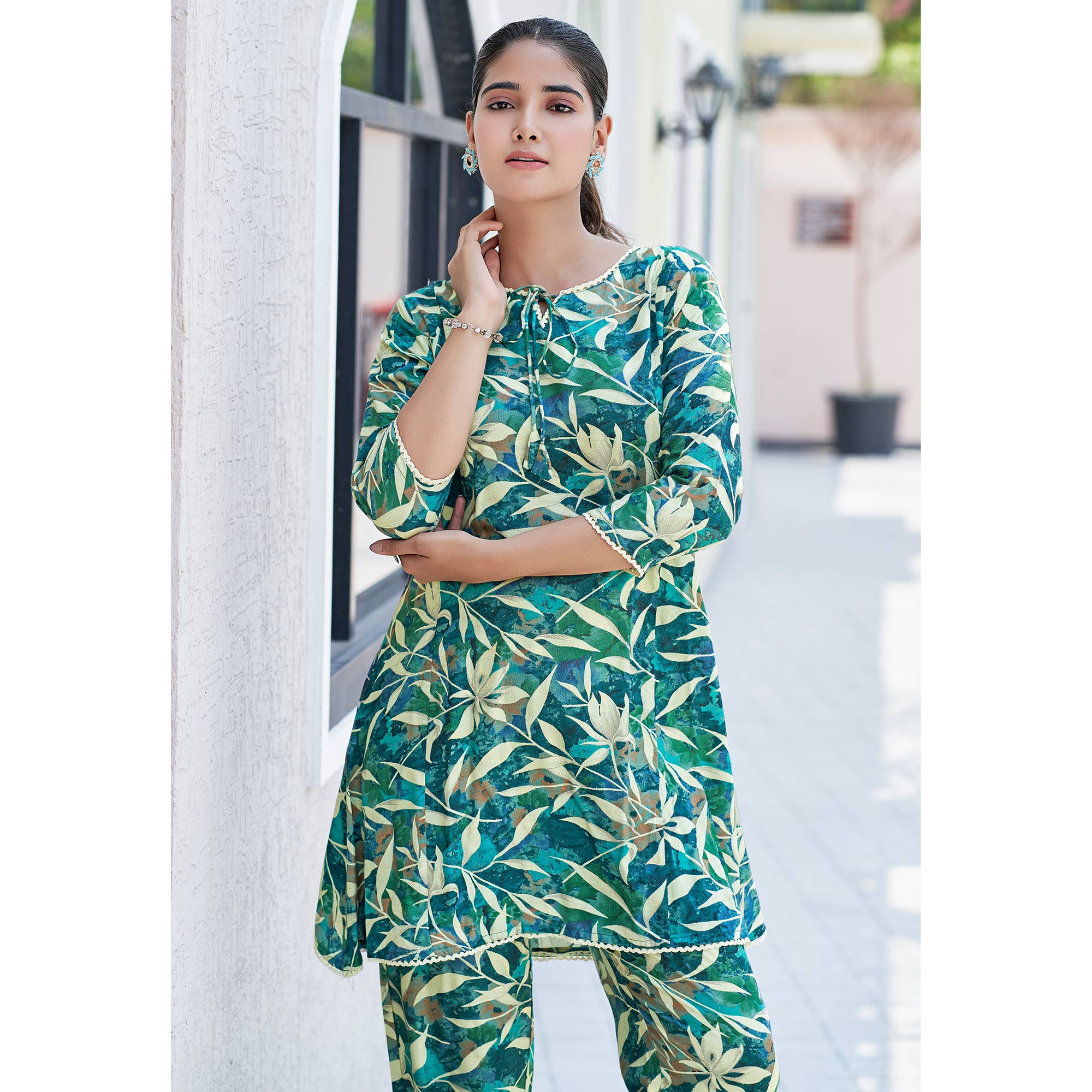 BlackTree green-floral-printed-rayon-co-ord-set-1 - view 8