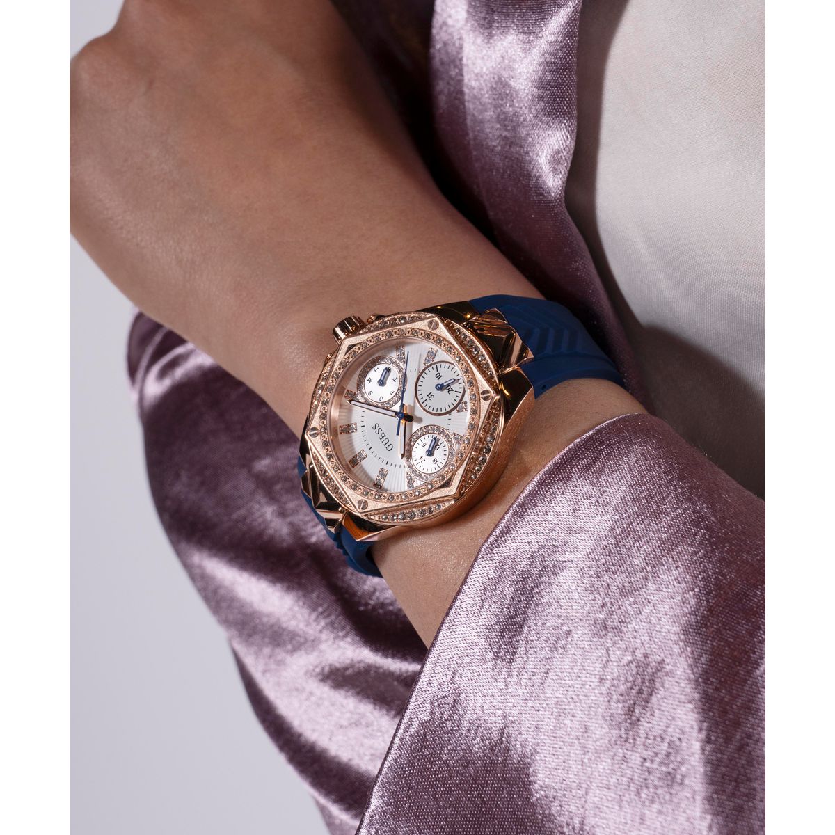 Guess Envy Women Quartz White Dial Multi-Function Silicone Watch GW0774L3 - view 8