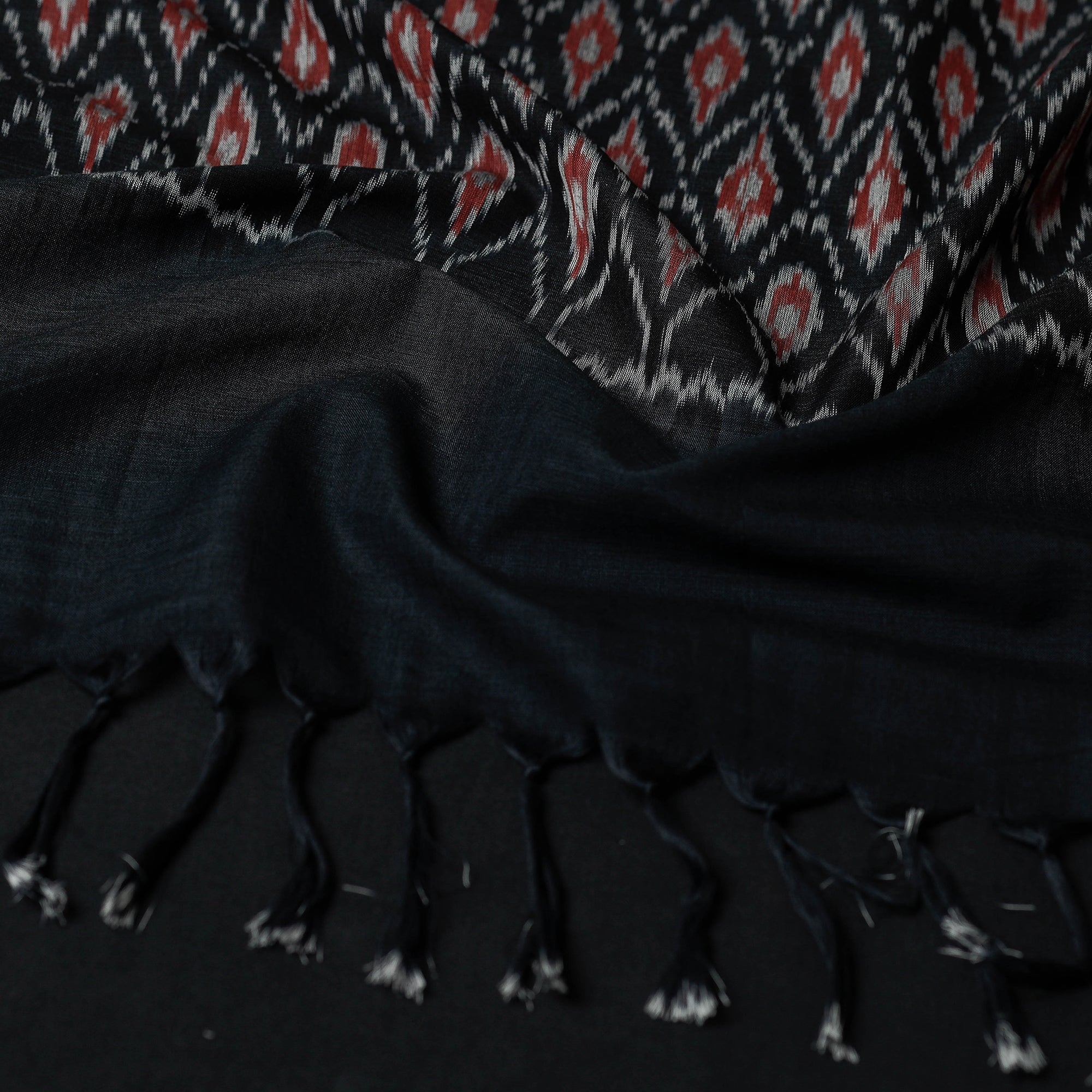 IKAT WEAVES BY EDEM CHANDANA Black - Handloom Cotton Pochampally Ikat Stole - view 2