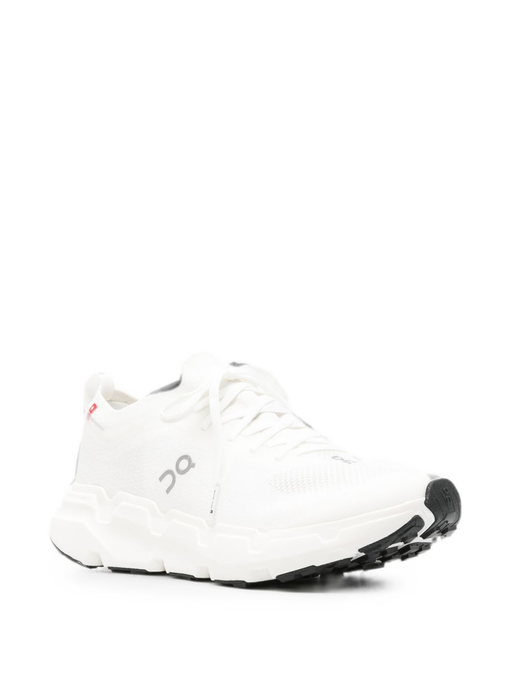 On Sneakers – Silk 50%, Nylon 50%