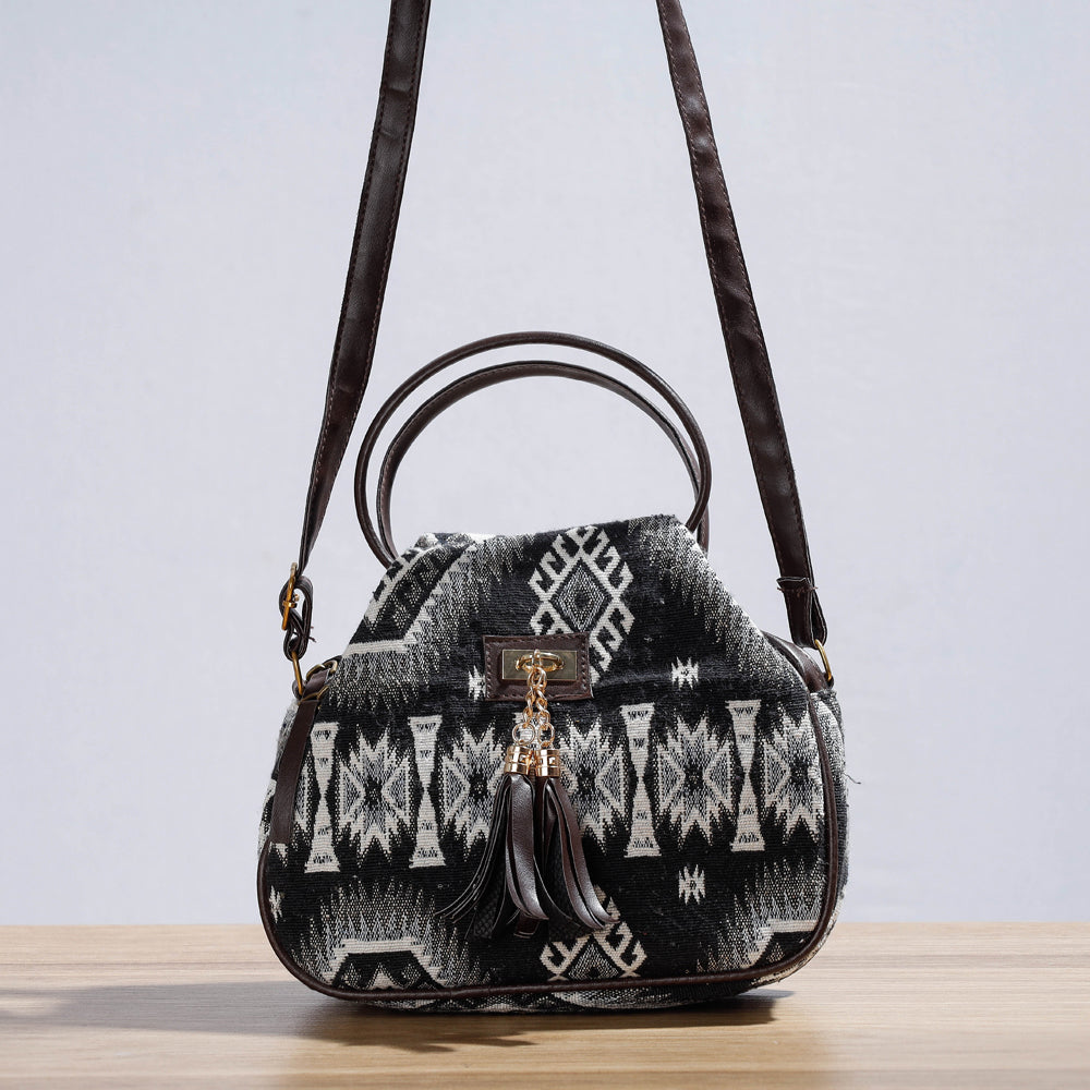 KACHCHH JI CHHAAP Black - Handcrafted Woven Cotton Sling Bag with Bag Charm