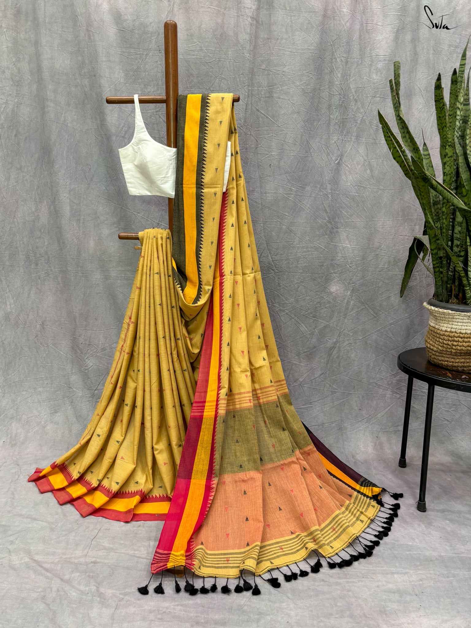 suta.in Peeli Chameli – Women's
