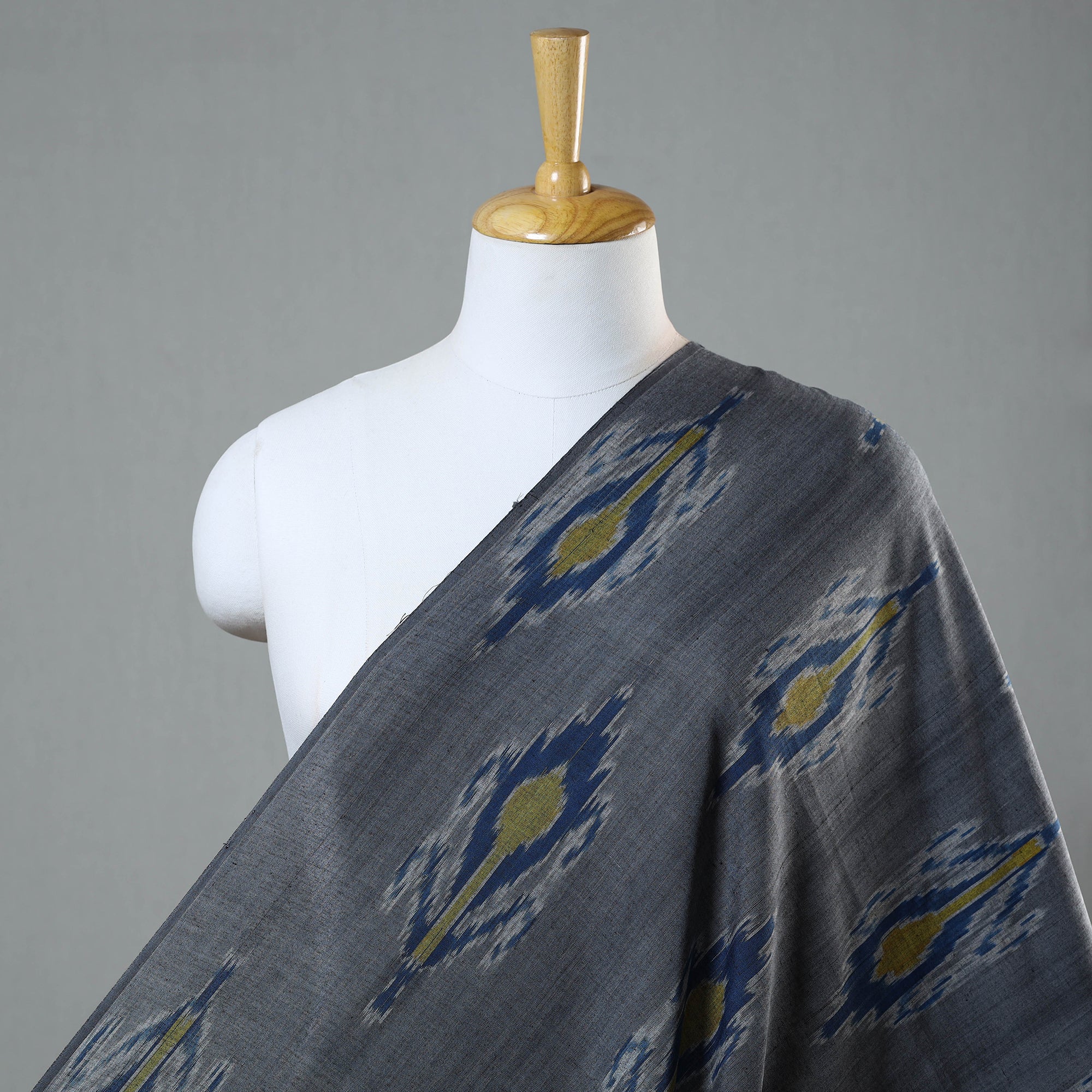 IKAT WEAVES BY EDEM CHANDANA Grey - Handloom Cotton Central Asian Pochampally Ikat Fabric 04