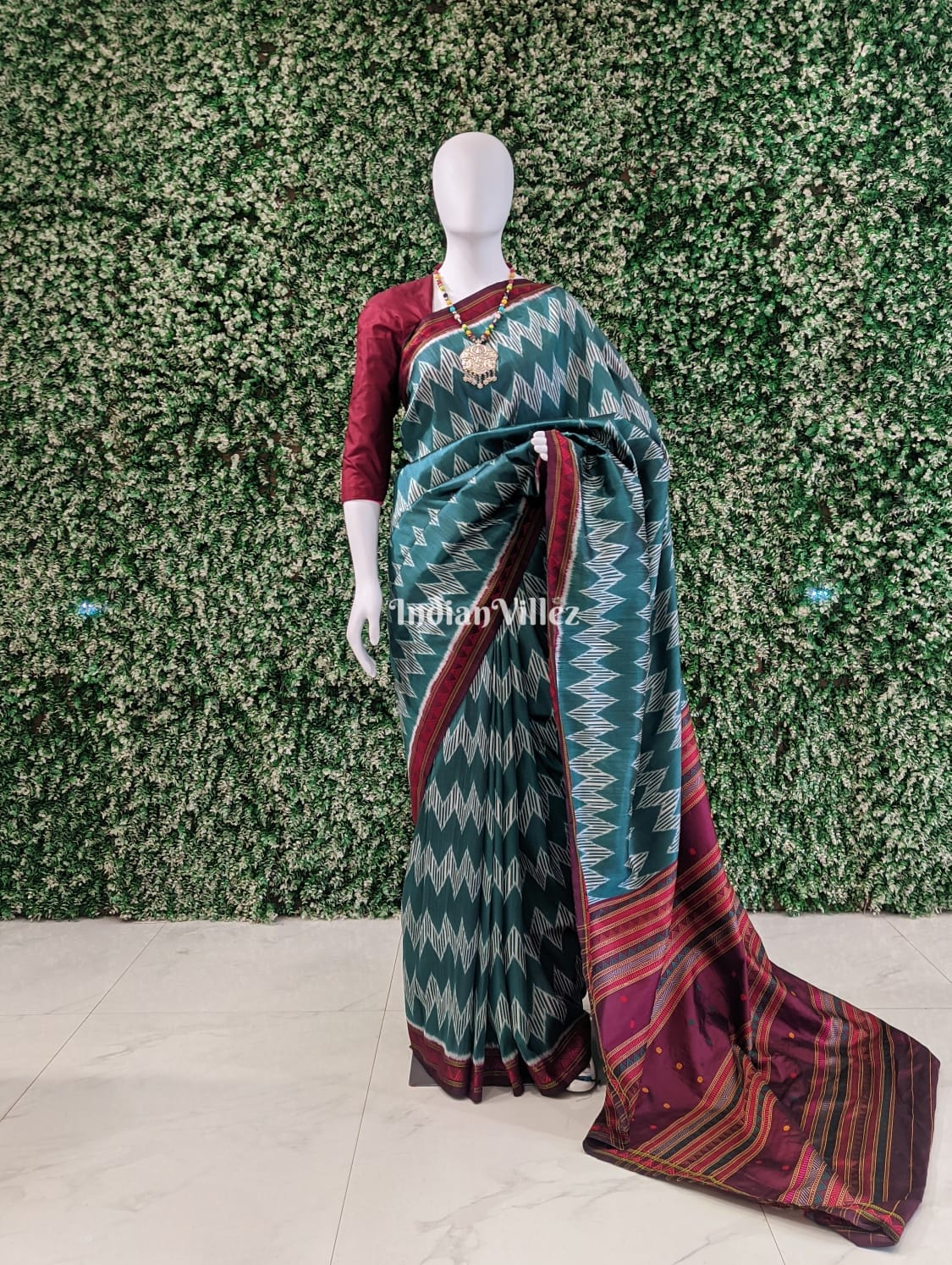 IndianVillèz Dynasty Green Designer Contemporary Silk Saree with Dongria Border