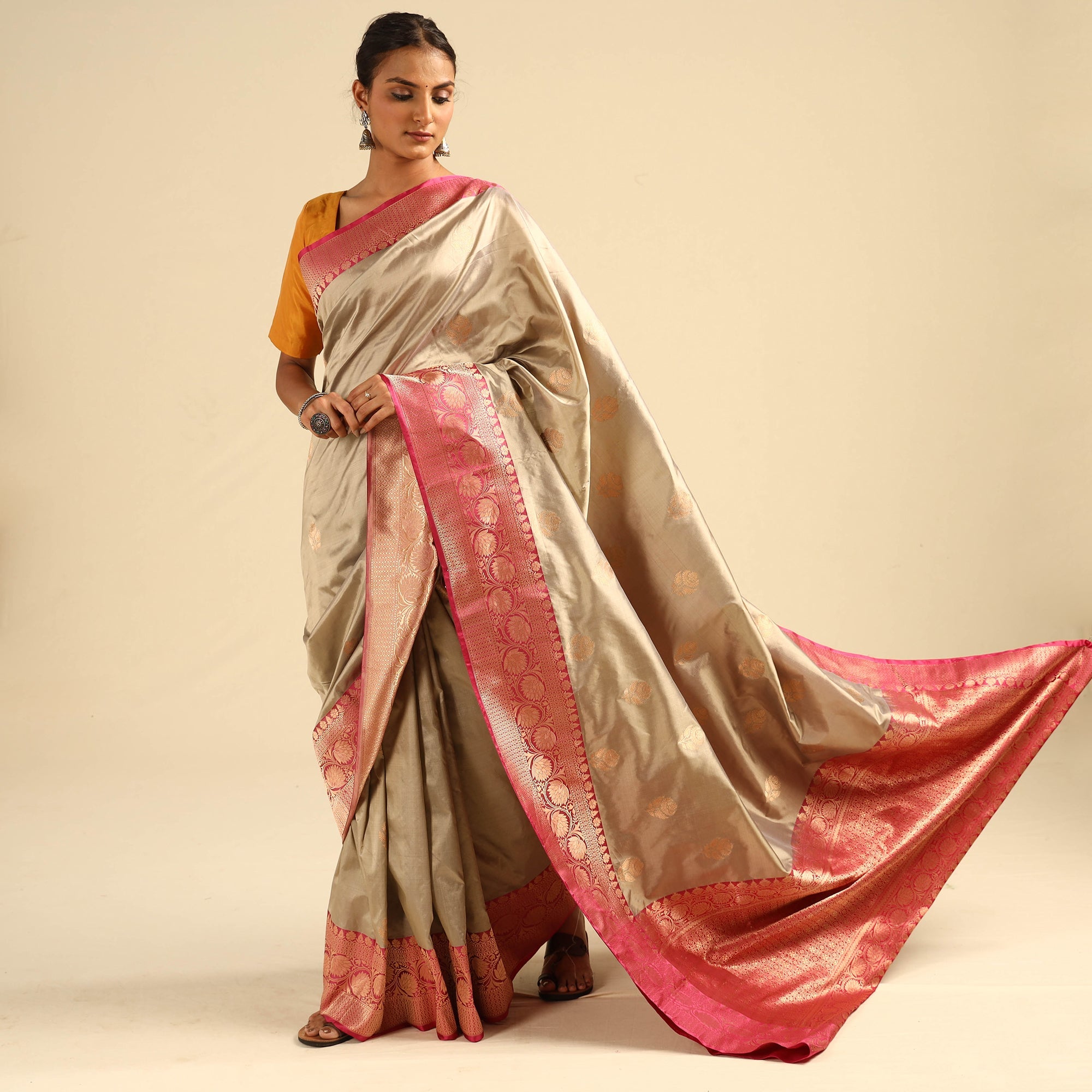 ITOKRI CRAFTS INITIATIVE Beige - Banarasi Handloom Pure Katan Silk Kaduwa Zari Buti Saree - view 2